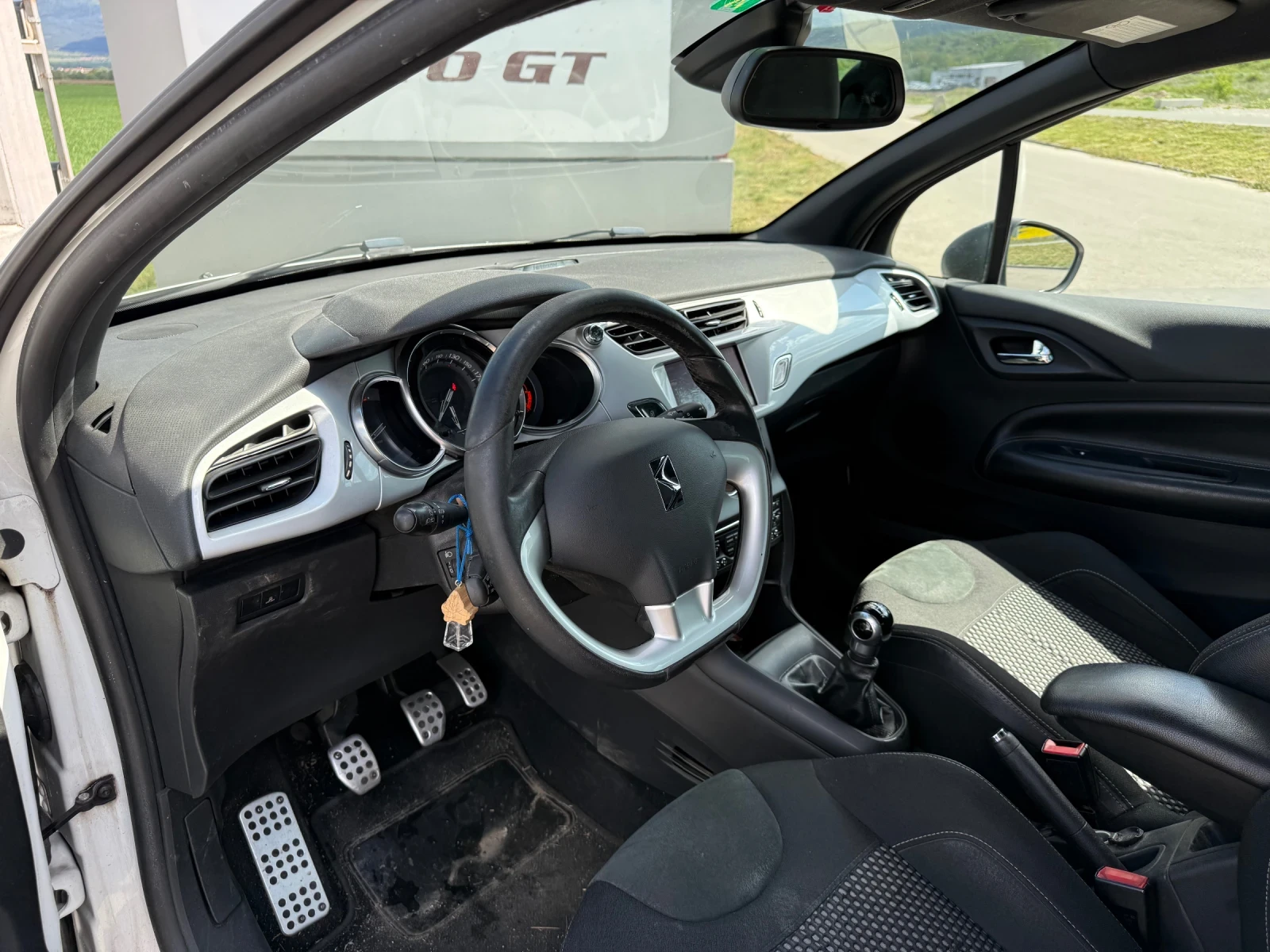 Citroen DS3 1.4I НОВ ВНОС* EURO5A*  - изображение 10