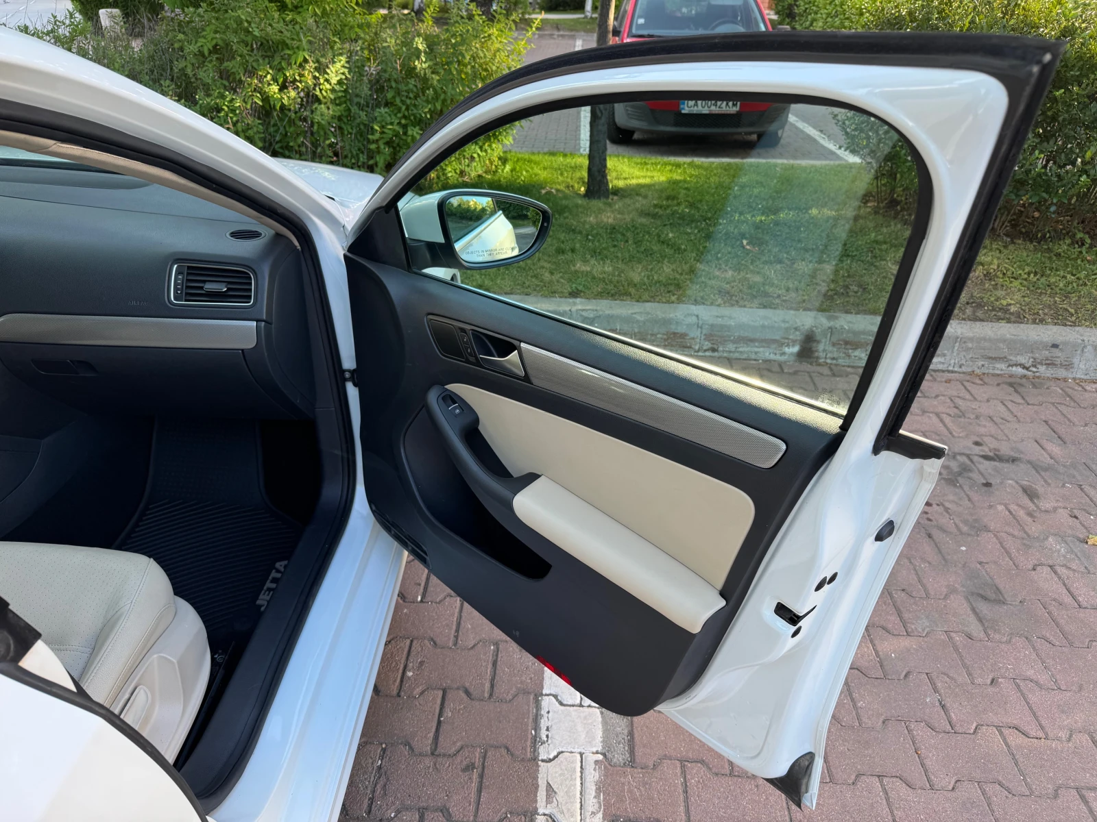 VW Jetta  - изображение 8