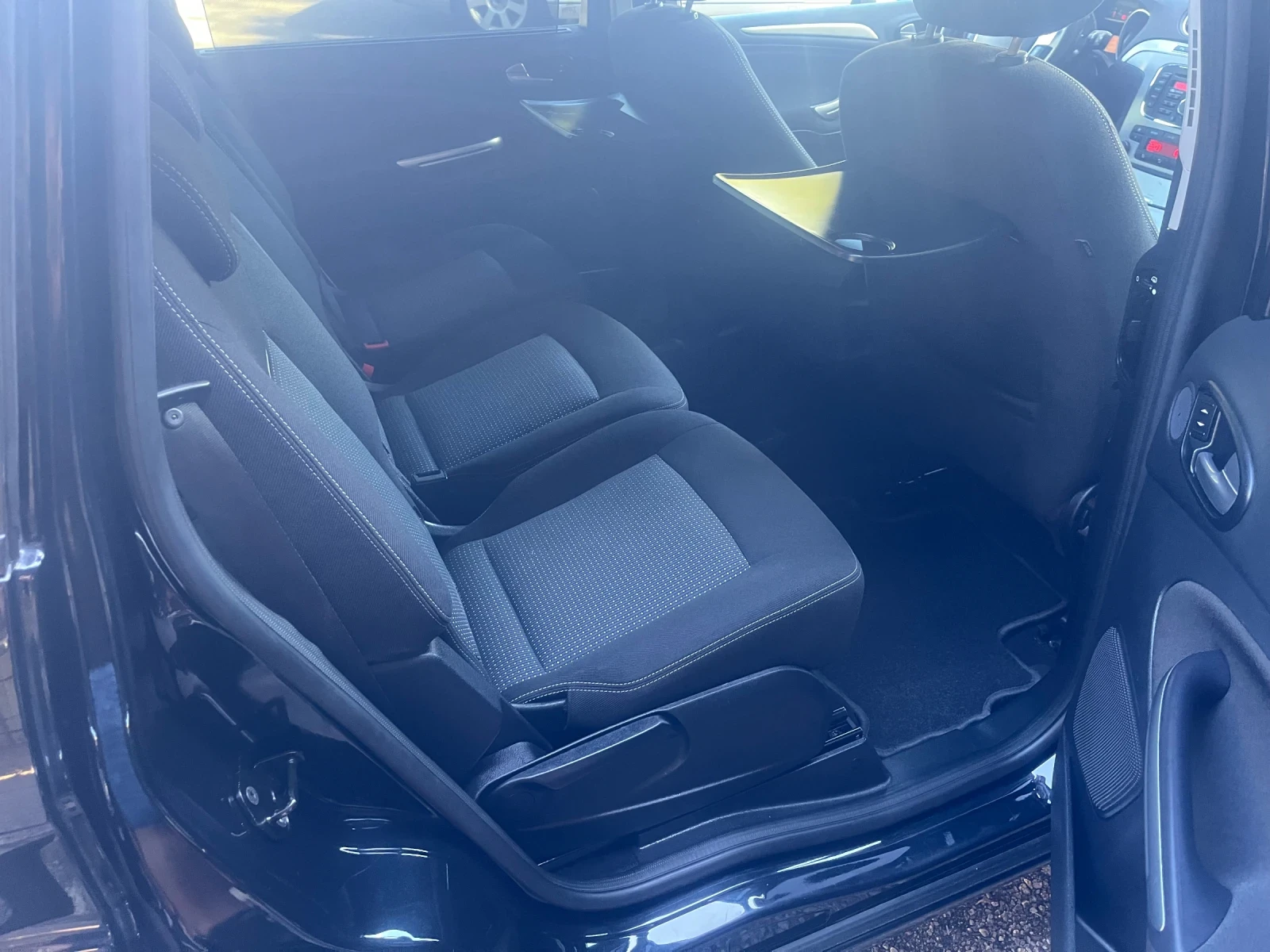 Ford S-Max Facelift* 16V Carving 2.0, 145 HP*  | Mobile.bg   12