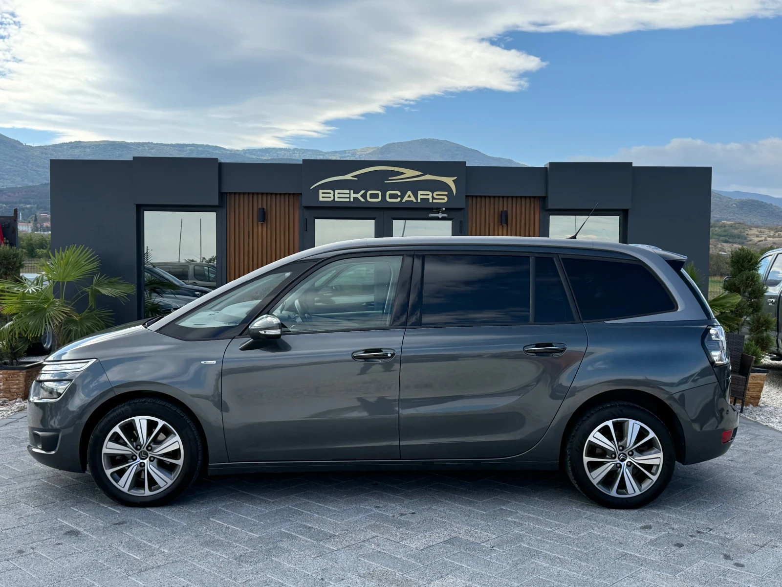 Citroen C4 Picasso Мега фуллл!Нов внос от Белгия 156000км - изображение 7