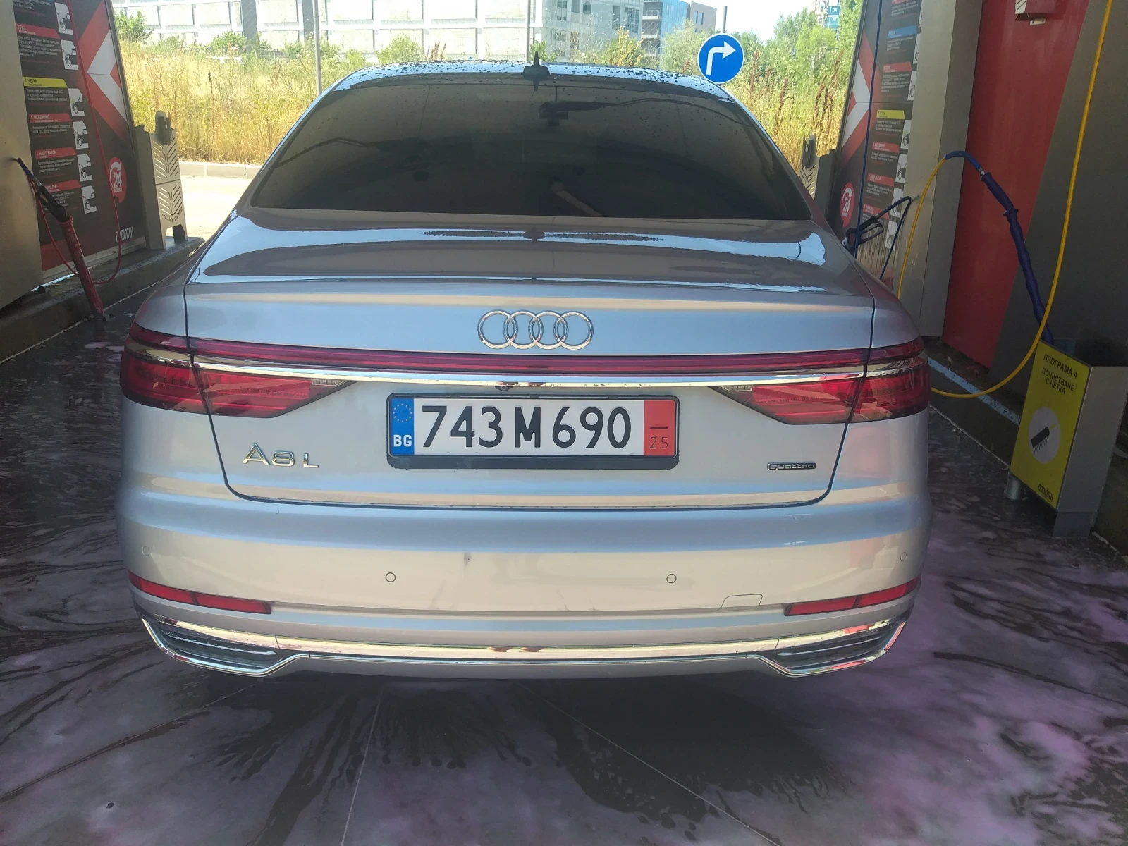 Audi A8 55 TFSI* LONG* FULL* FULL* ВЪЗМОЖЕН БАРТЕР*  - изображение 2