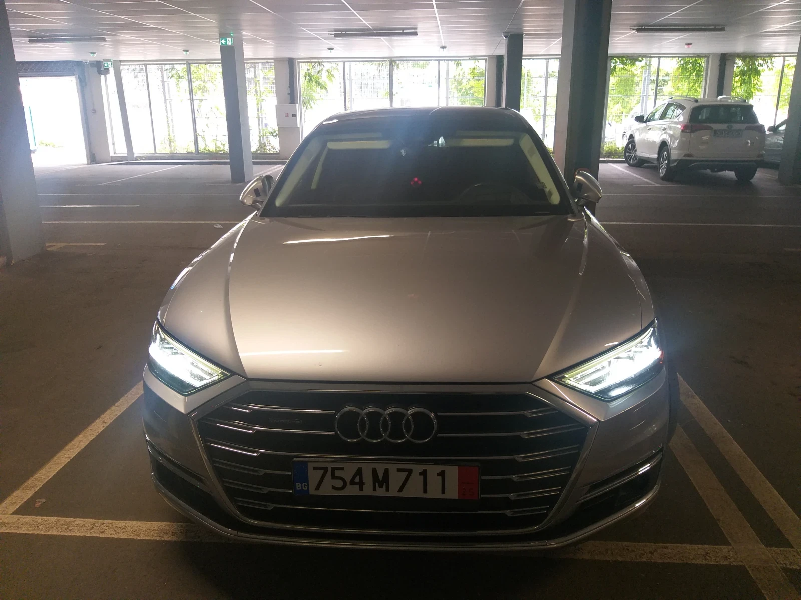 Audi A8 55 TFSI* LONG* FULL* FULL* ВЪЗМОЖЕН БАРТЕР*  - изображение 9