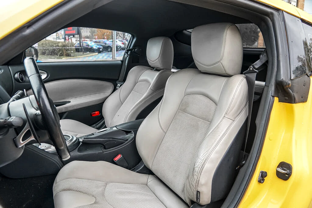 Nissan 370Z * АВТО КРЕДИТ* ЦЕНА ДО БГ * СЕРВИЗНА ИСТОРИЯ *  - изображение 7