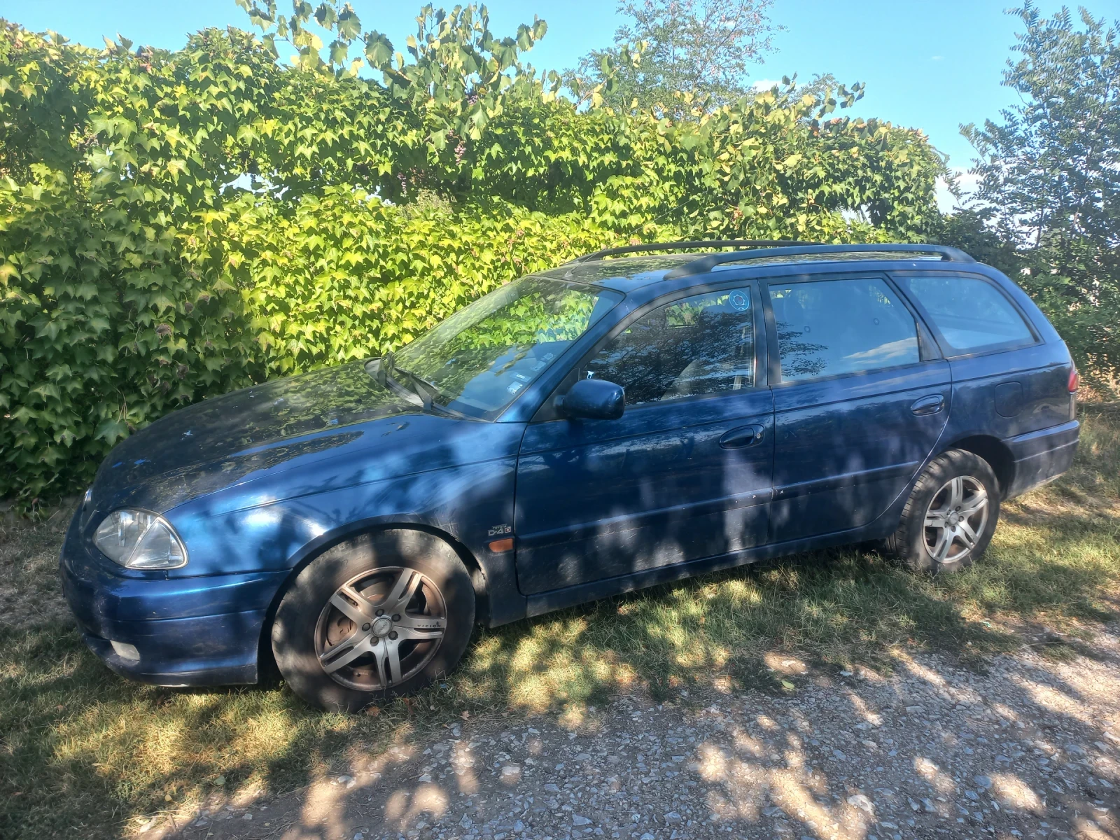 Toyota Avensis  - изображение 3