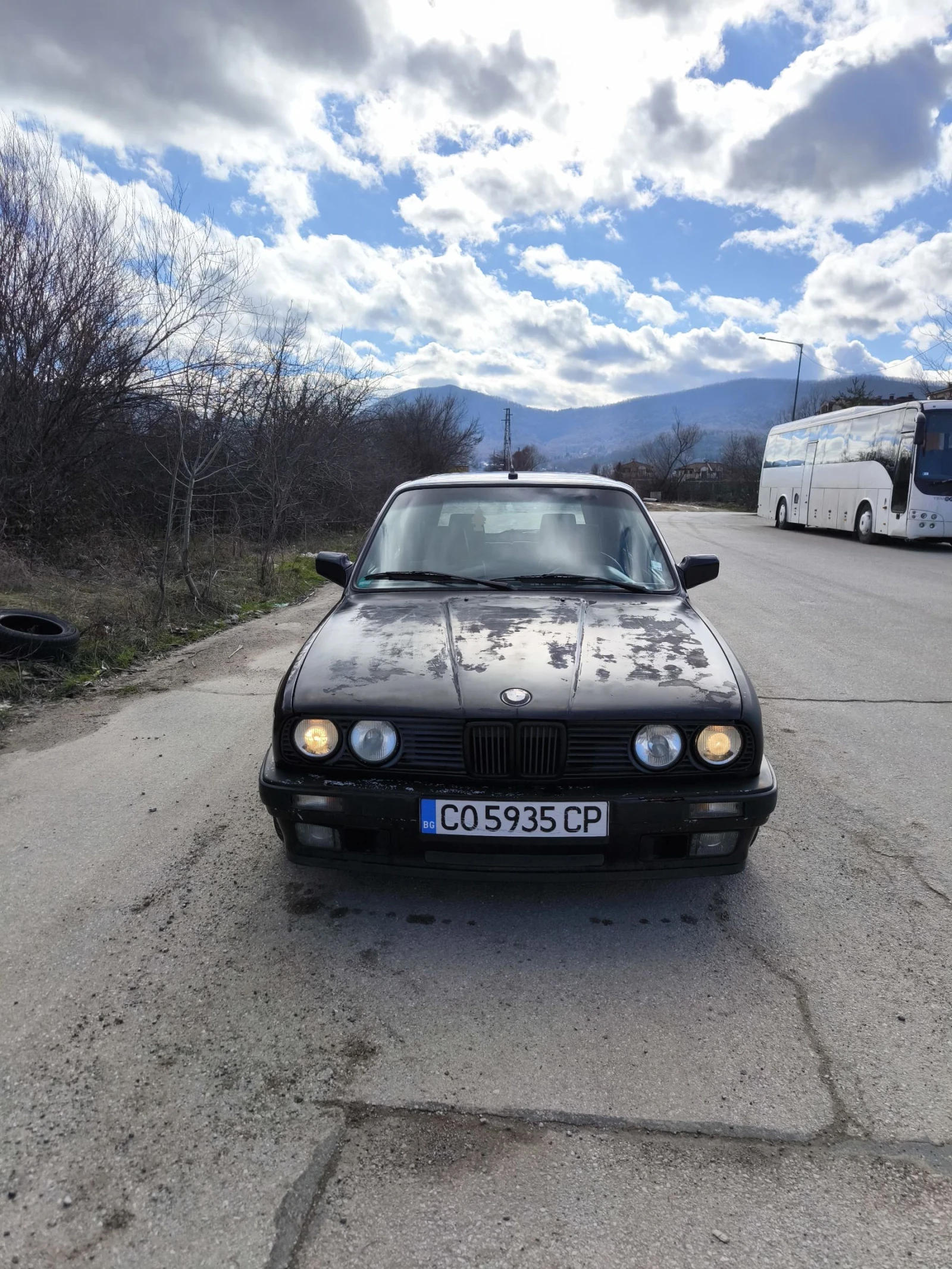 BMW 318 Design Edition  - изображение 4