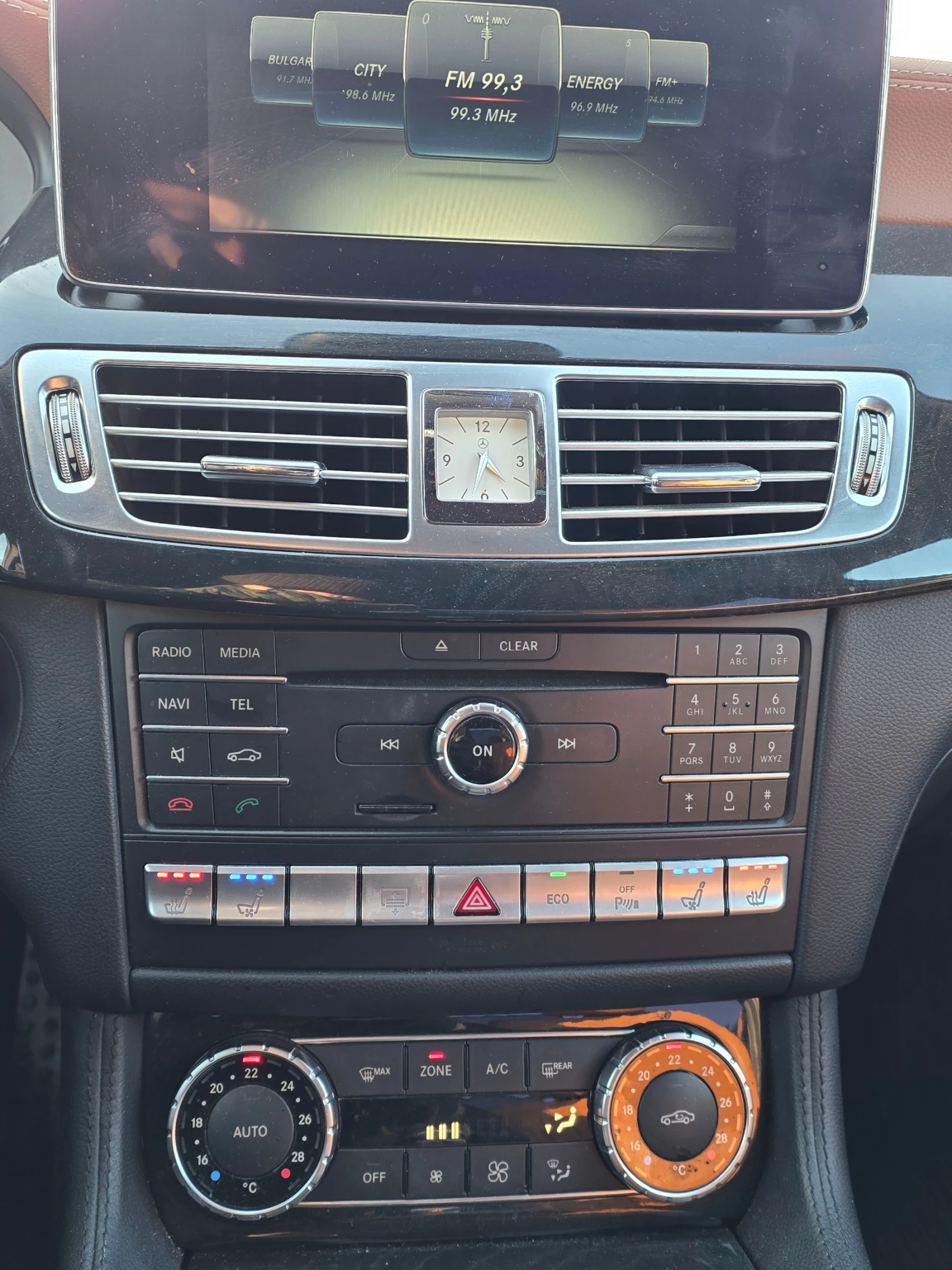 Mercedes-Benz CLS 350 Facelift Bluetec 4 matic, снимка 9 - Автомобили и джипове - 53713855