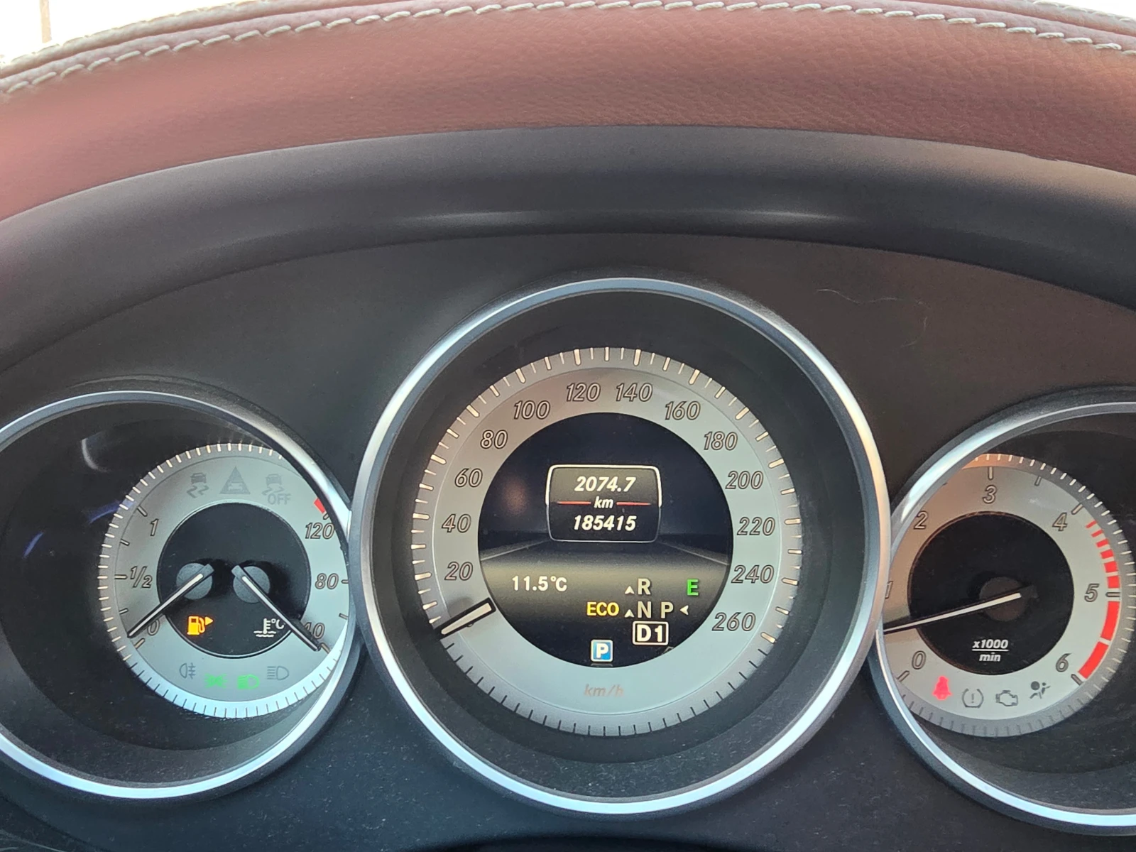 Mercedes-Benz CLS 350 Facelift Bluetec 4 matic, снимка 10 - Автомобили и джипове - 53713855