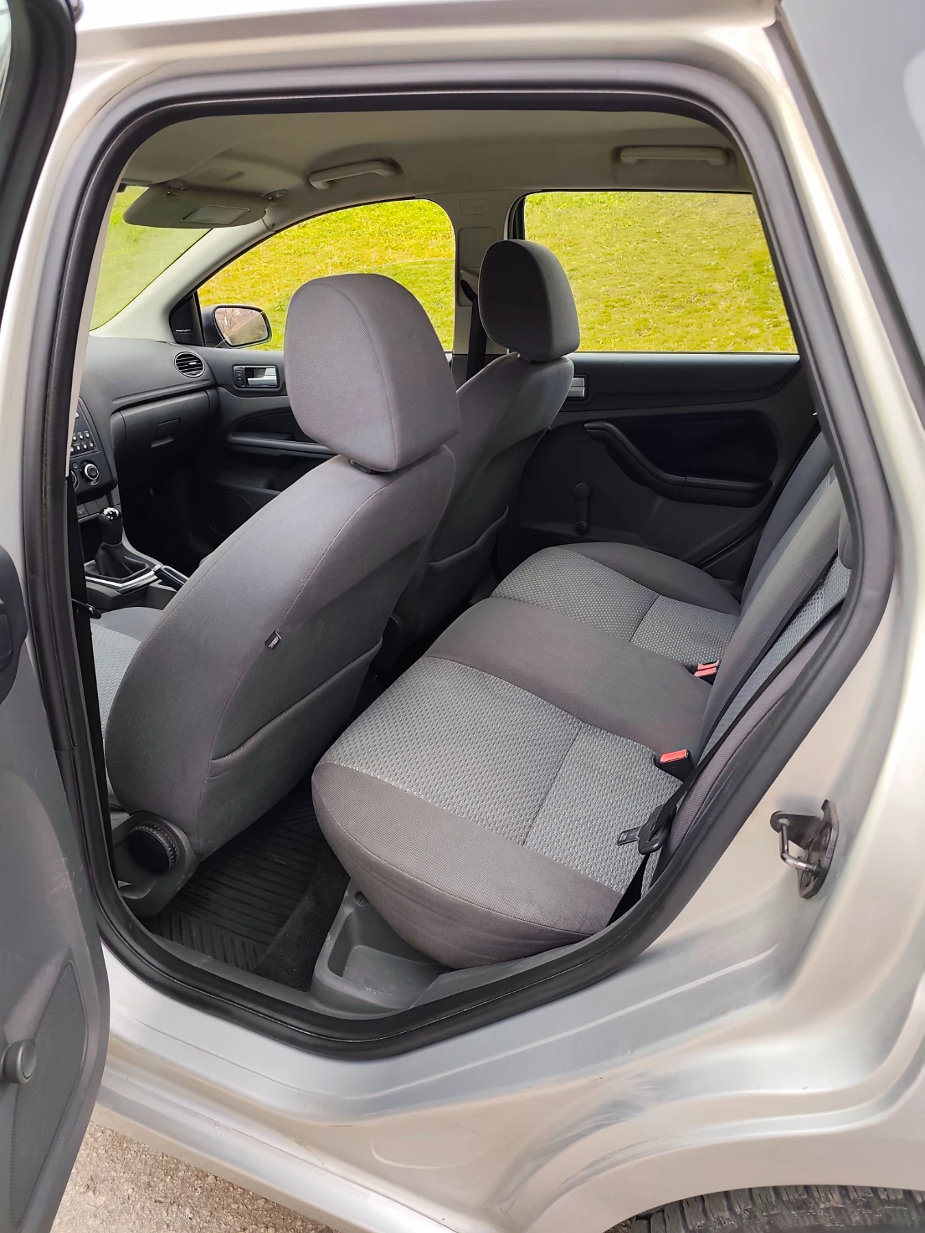 Ford Focus 1.8 TDCi, снимка 8 - Автомобили и джипове - 53736342