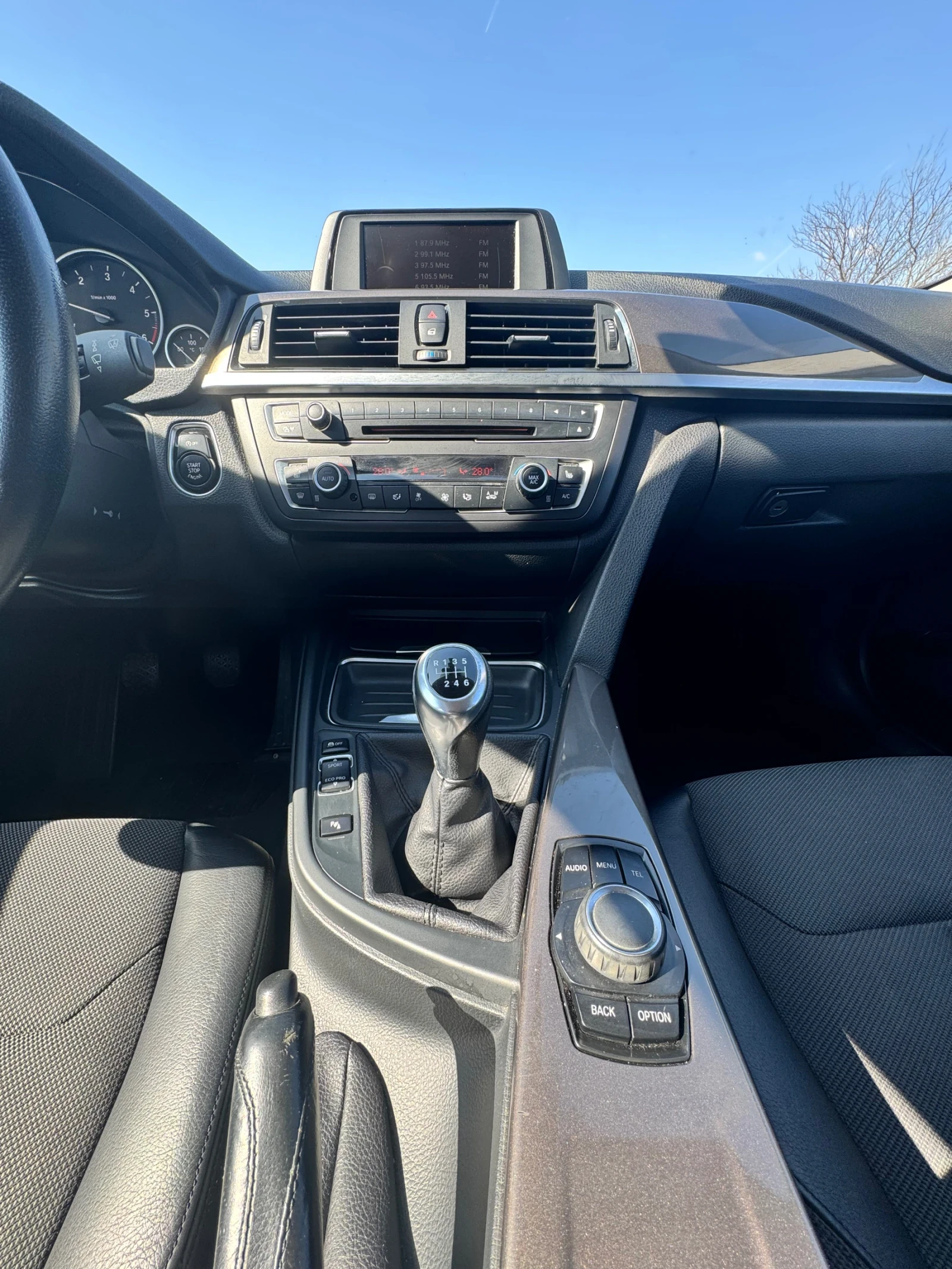 BMW 320 Navi Xsenon Podgrev, снимка 10 - Автомобили и джипове - 53746973