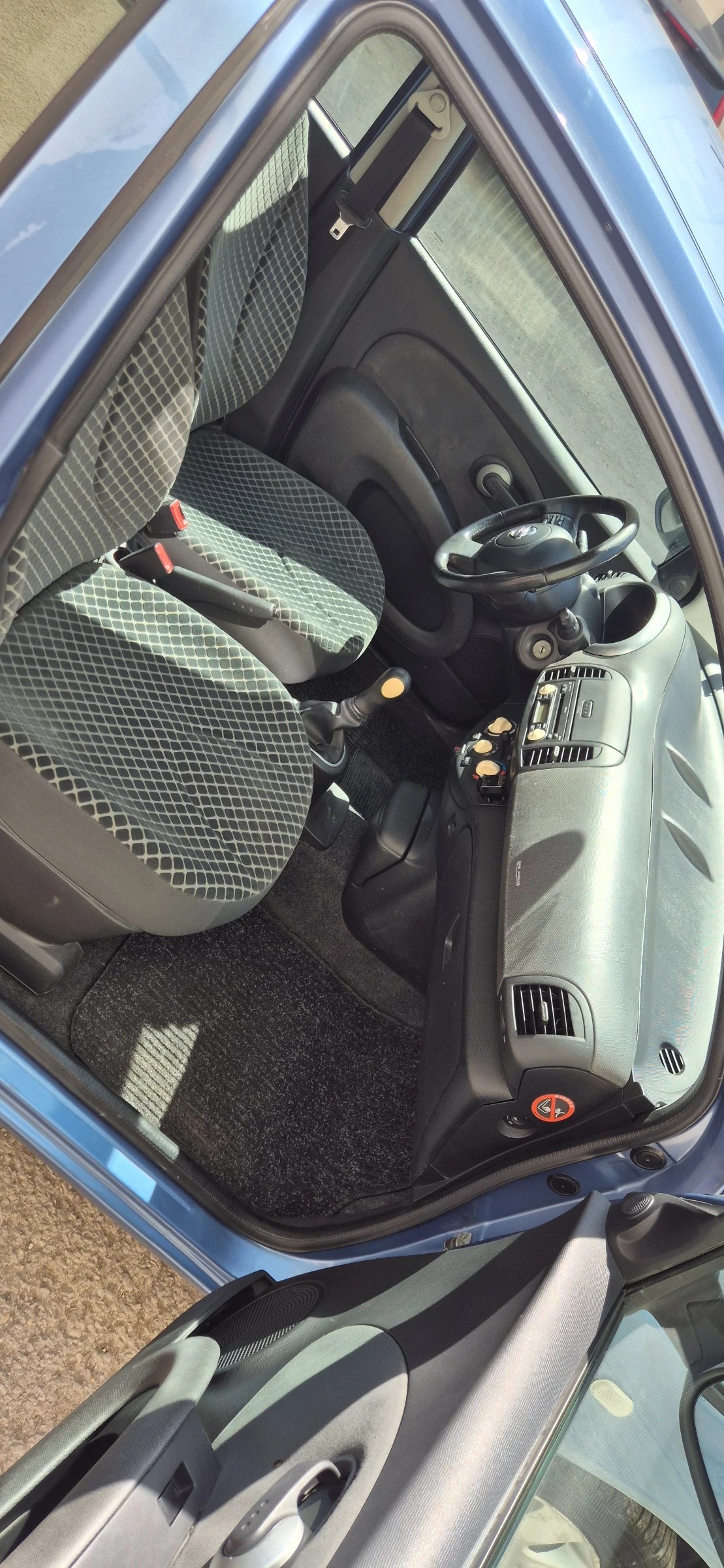 Nissan Micra, снимка 11 - Автомобили и джипове - 53994716