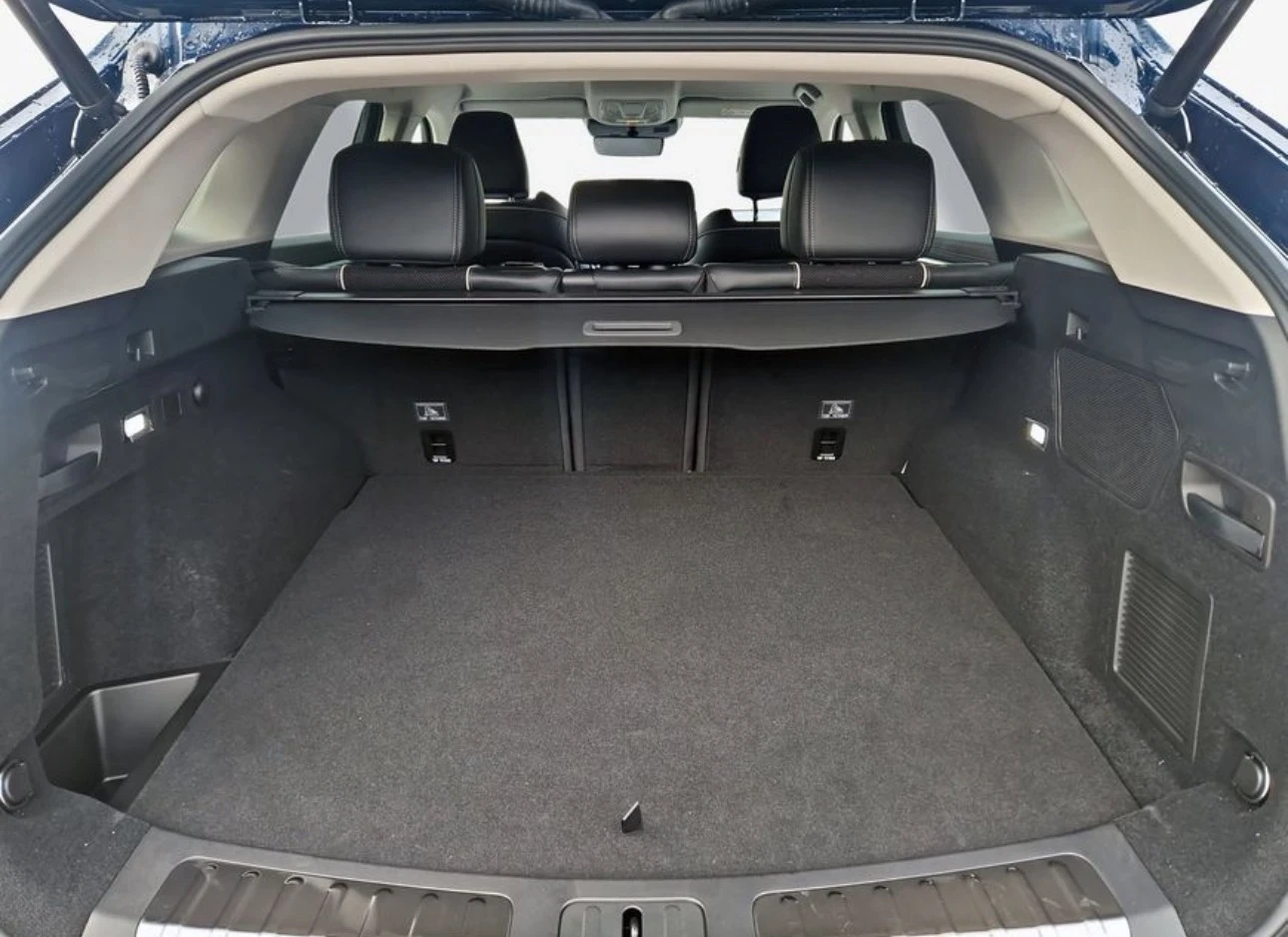 Wey 05 AWD Navi Matrix Infinity Sound, снимка 4 - Автомобили и джипове - 54180440