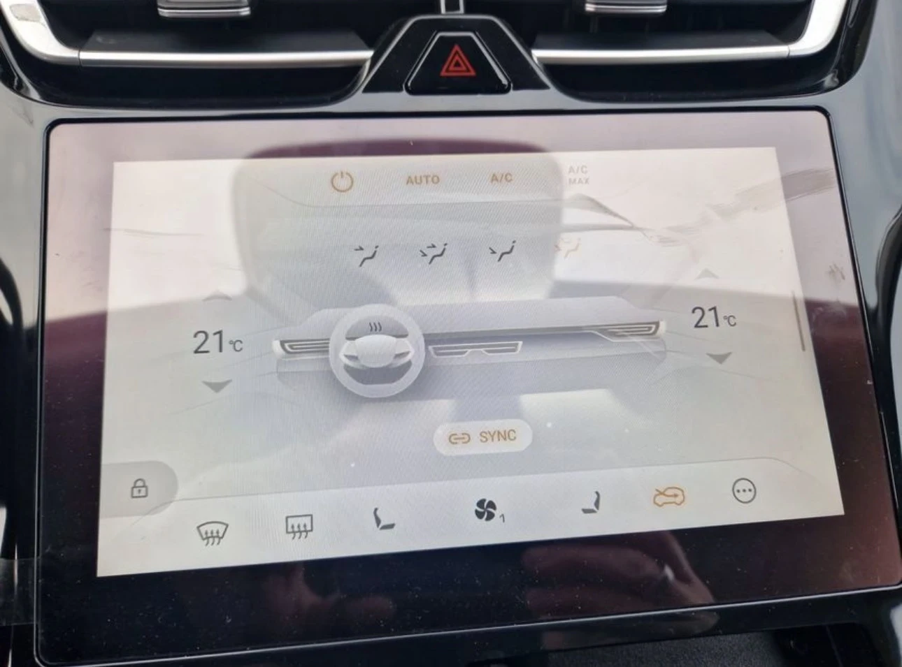 Wey 05 AWD Navi Matrix Infinity Sound, снимка 11 - Автомобили и джипове - 54180440