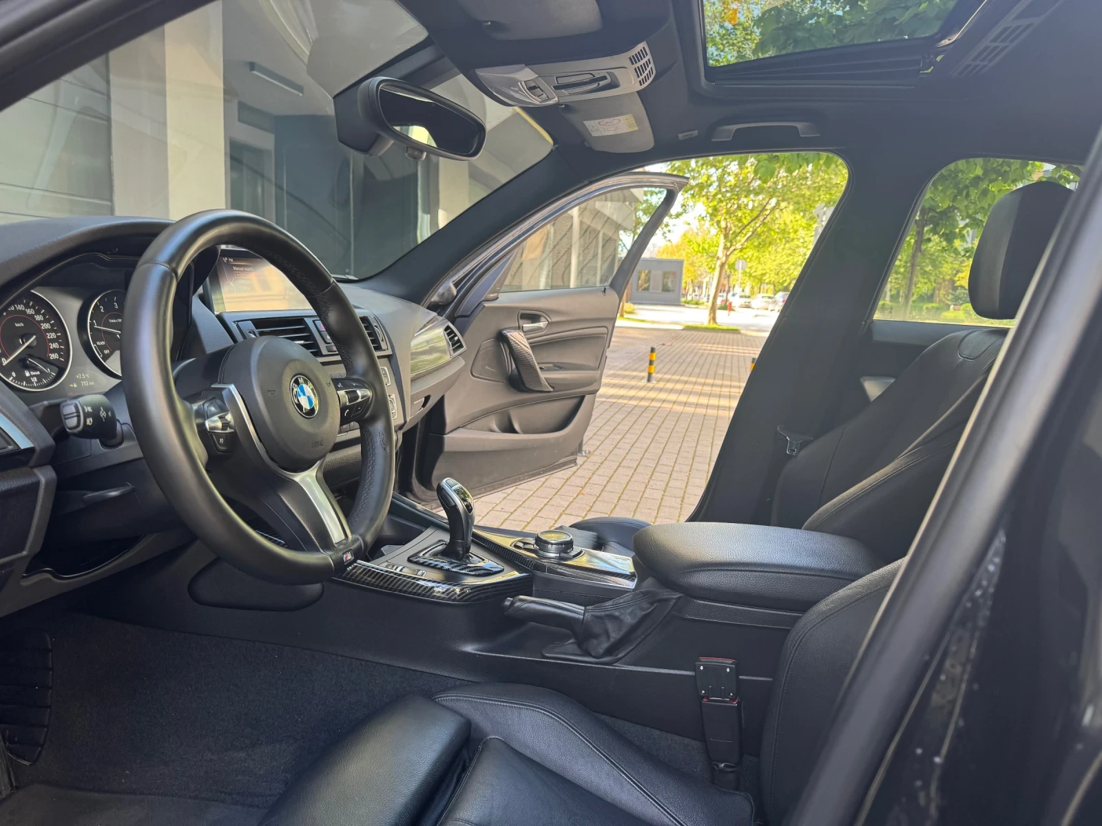BMW 118 ///М 150кс / 8zf / 120хил км / кожа/ пано, снимка 13 - Автомобили и джипове - 54387157