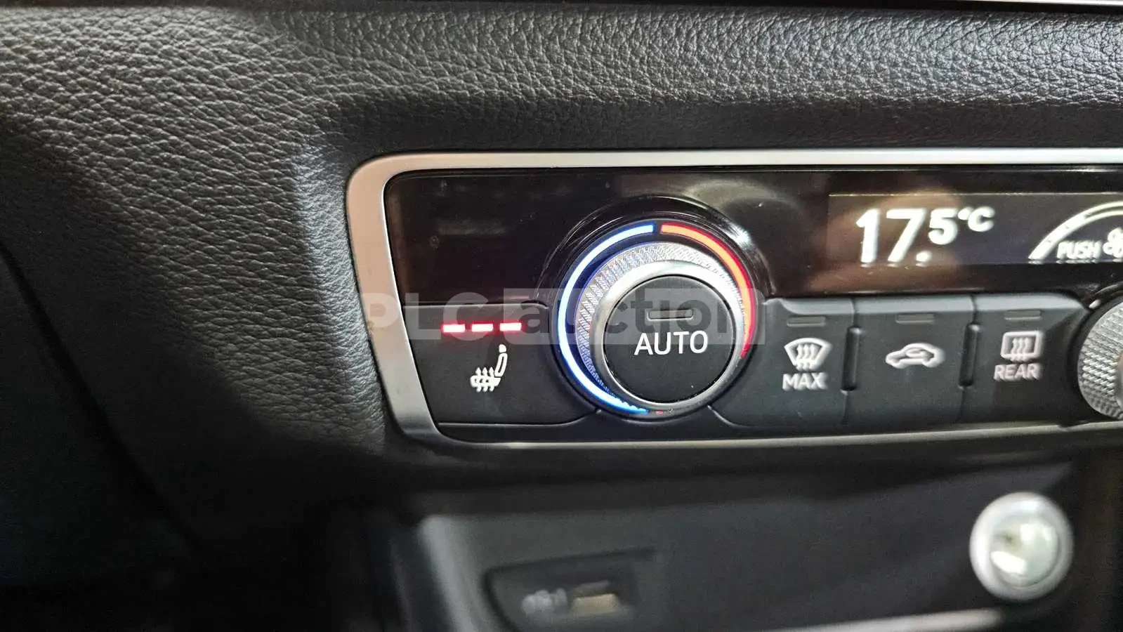 Audi A3 2.0TFSI| ПОДГРЕВ| ШИБИ| НАВИГАЦИЯ| ВКЛ.ТЕХНОТЕСТ, снимка 12 - Автомобили и джипове - 54627684