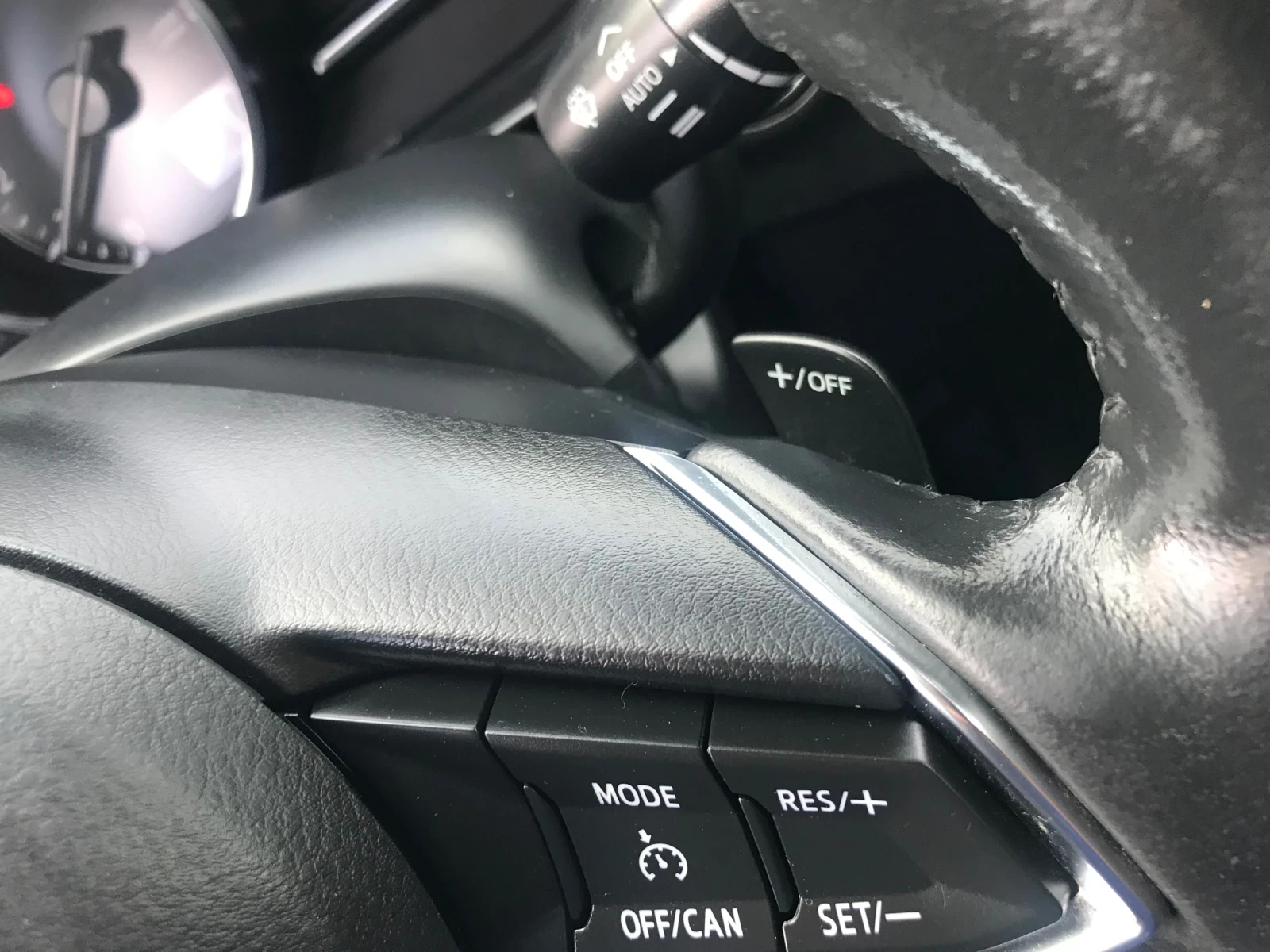 Mazda 2 1.5I AVTOMAT , снимка 10 - Автомобили и джипове - 54634911
