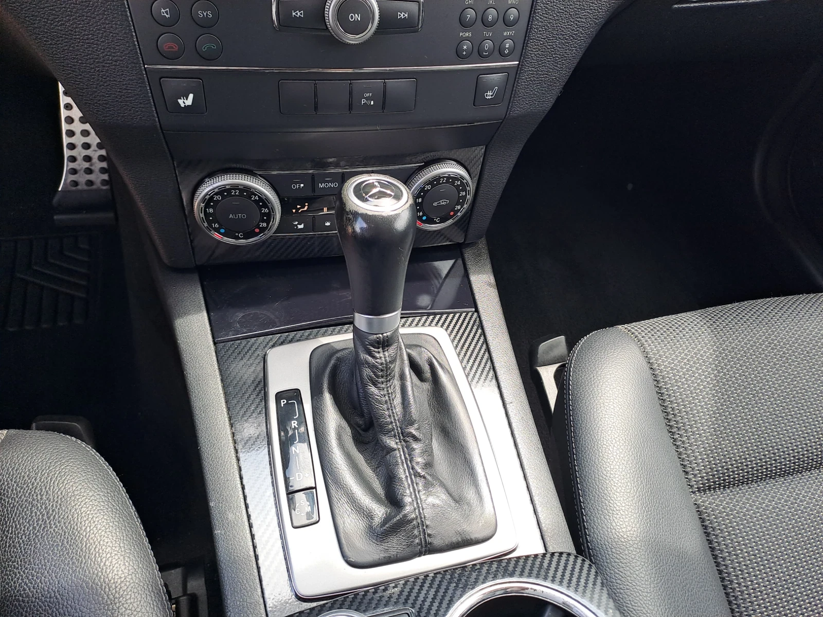 Mercedes-Benz CLK 220 CDI 4 MATIC., снимка 14 - Автомобили и джипове - 54655140