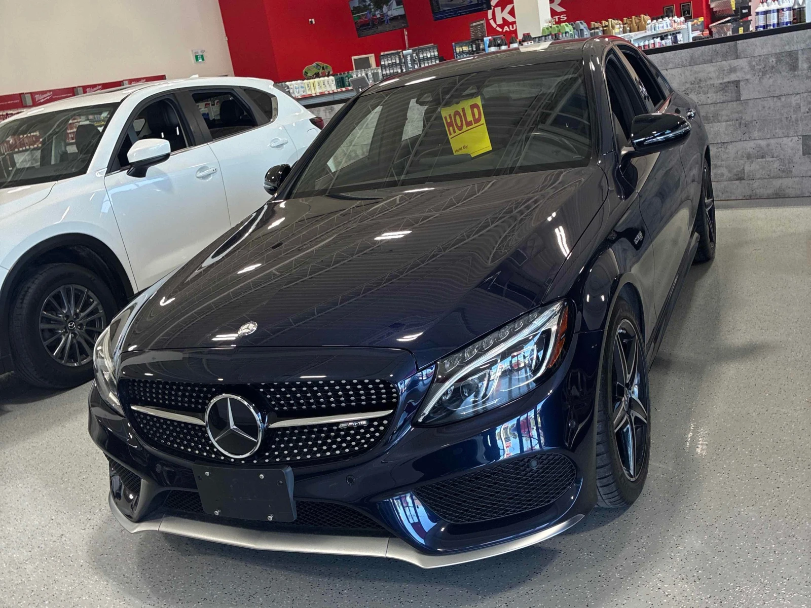 Mercedes-Benz C 43 AMG BURMESTER * * CARFAX * * АВТО КРЕДИТ * * , снимка 2 - Автомобили и джипове - 54672755
