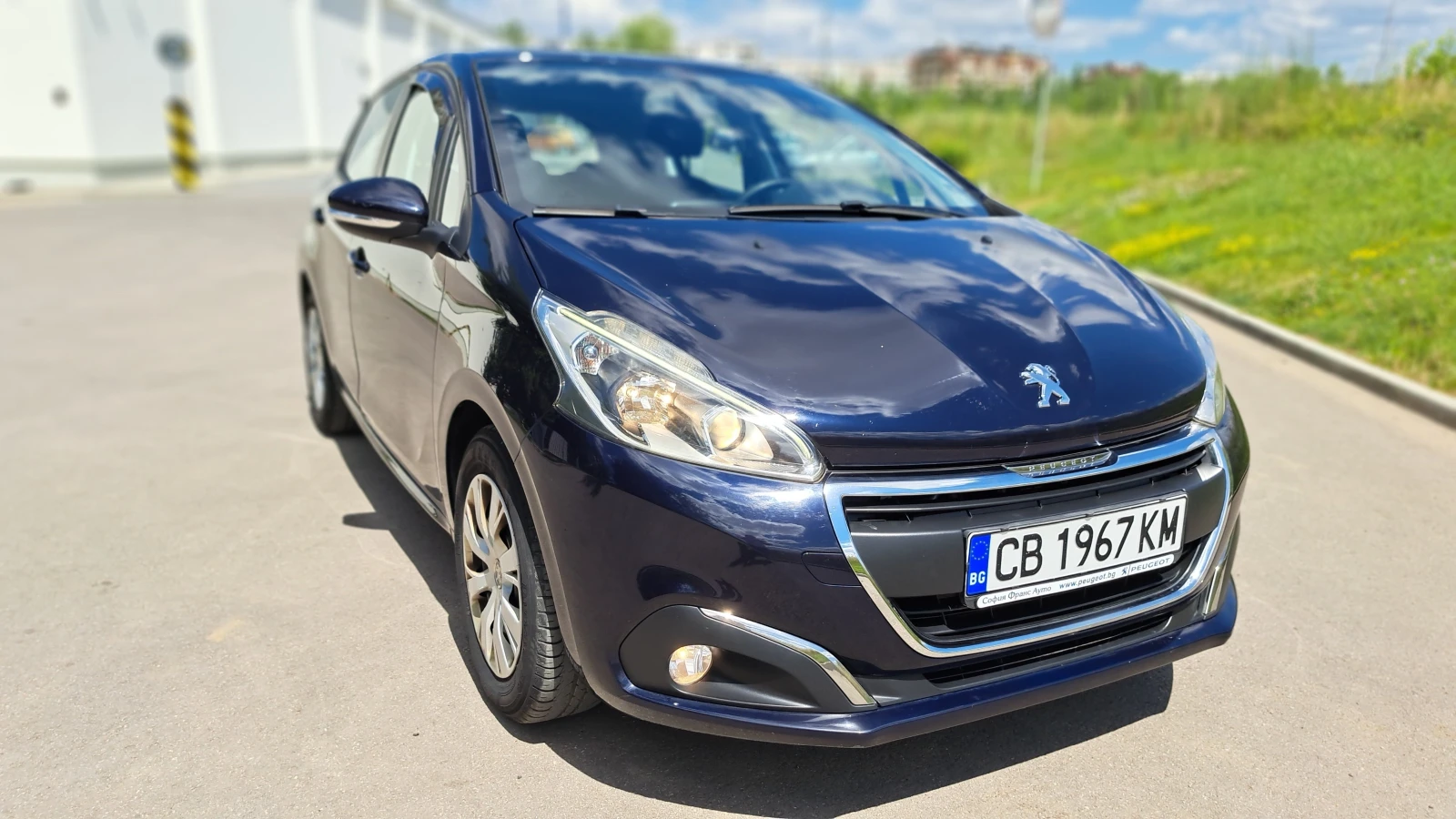 Peugeot 208