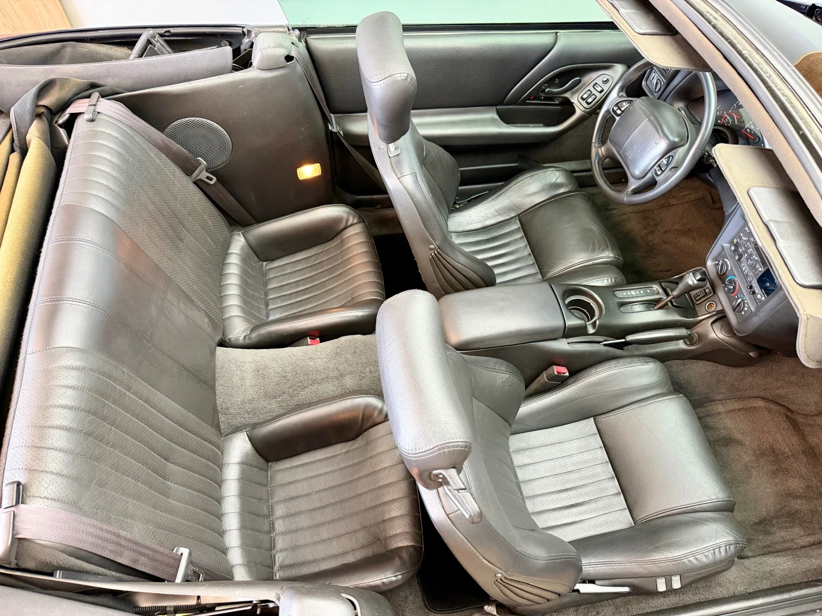 Chevrolet Camaro ����� ����� 90 700��. | Mobile.bg � ����������� 11
