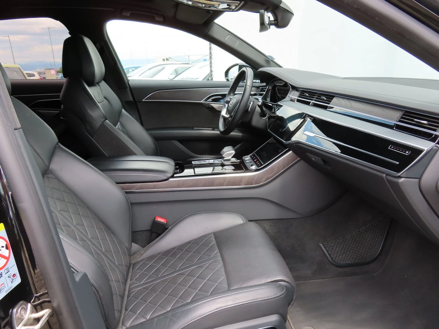 Audi A8, снимка 6 - Автомобили и джипове - 56420239