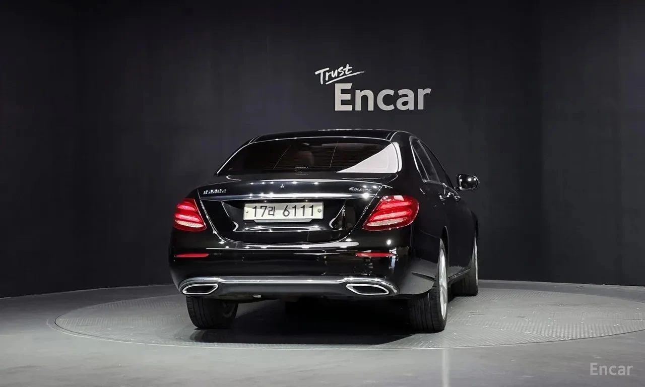 Mercedes-Benz E 220 * E220d 4MATIC Avantgarde * ЦЕНА ДО БГ, снимка 4 - Автомобили и джипове - 55841602