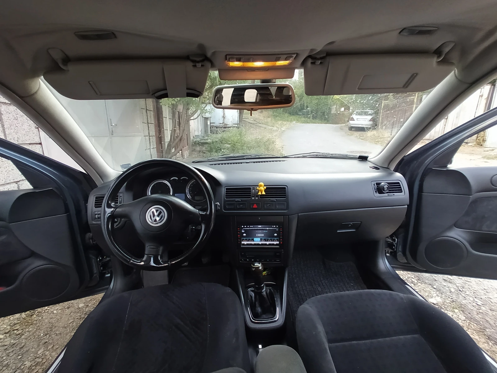 VW Bora, снимка 14 - Автомобили и джипове - 55982459