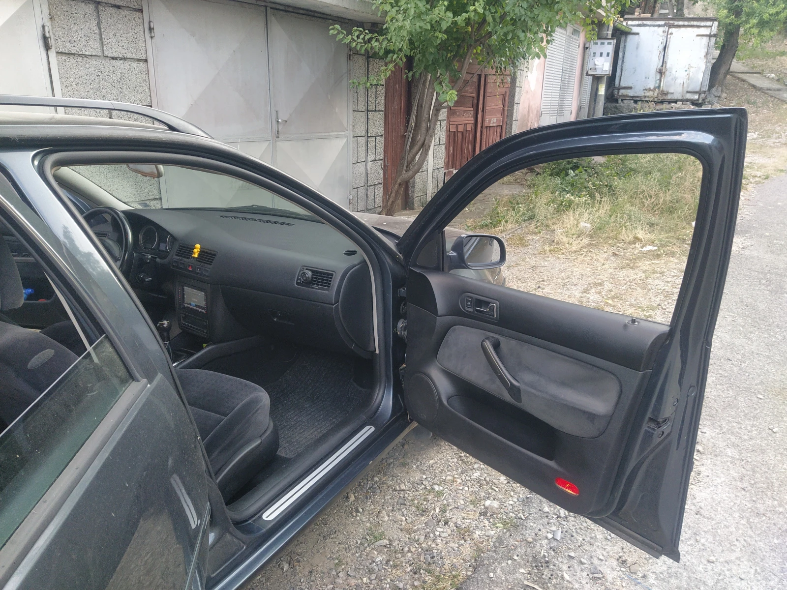 VW Bora, снимка 11 - Автомобили и джипове - 55982459