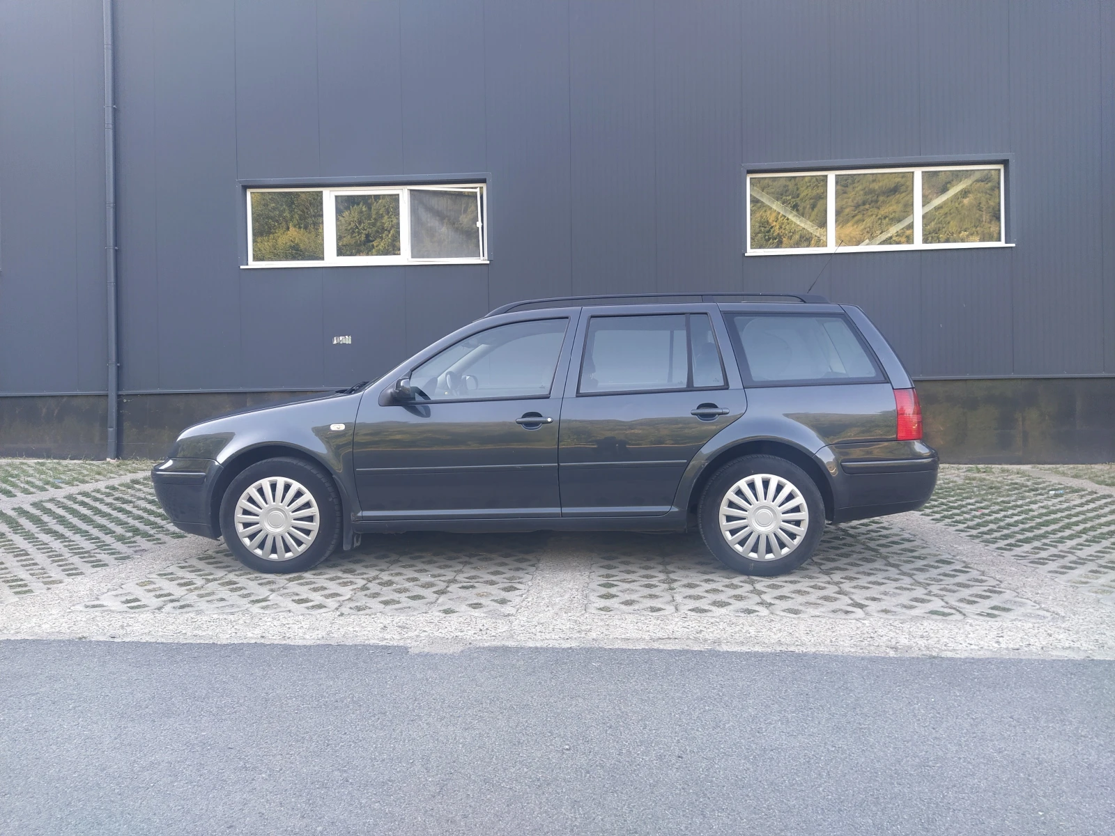 VW Bora, снимка 7 - Автомобили и джипове - 55982459