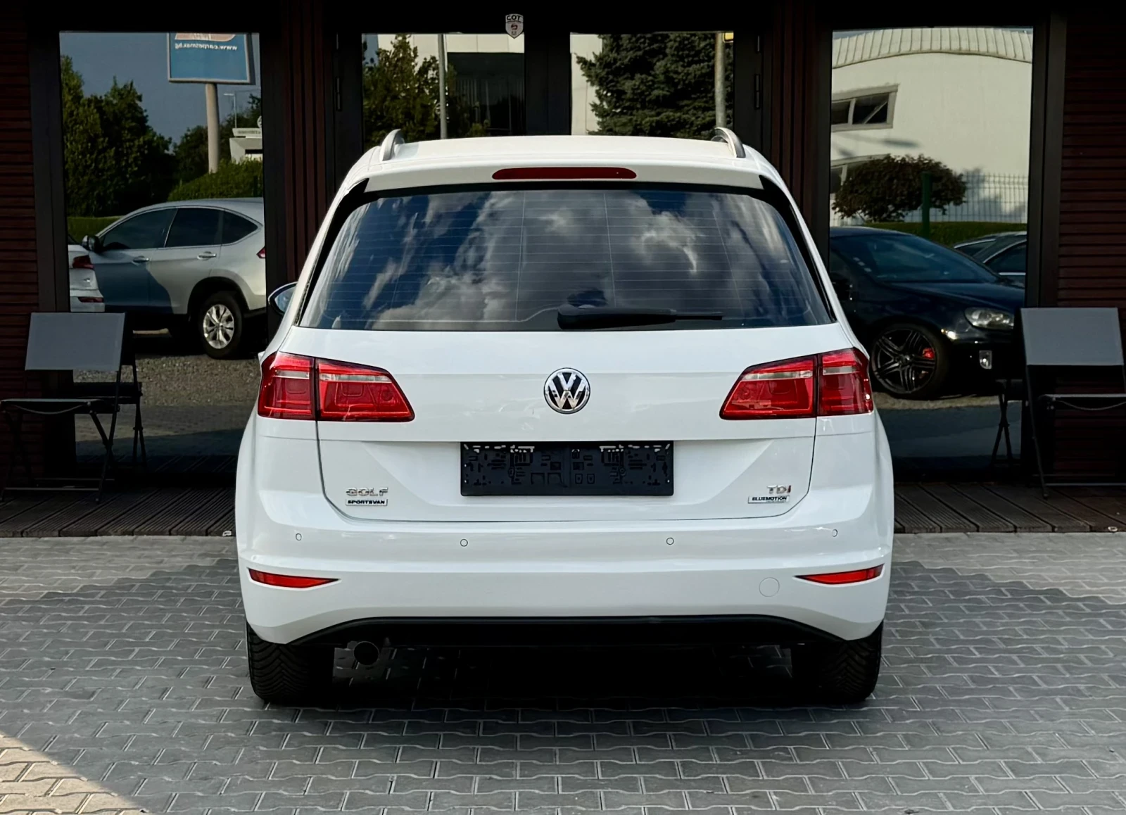VW Golf SPORTSVAN* Камера* , снимка 5 - Автомобили и джипове - 56093740