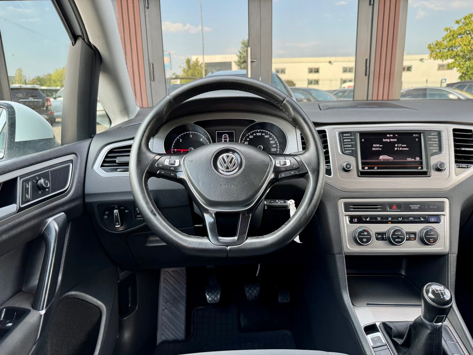 VW Golf SPORTSVAN* Камера* , снимка 10 - Автомобили и джипове - 56093740