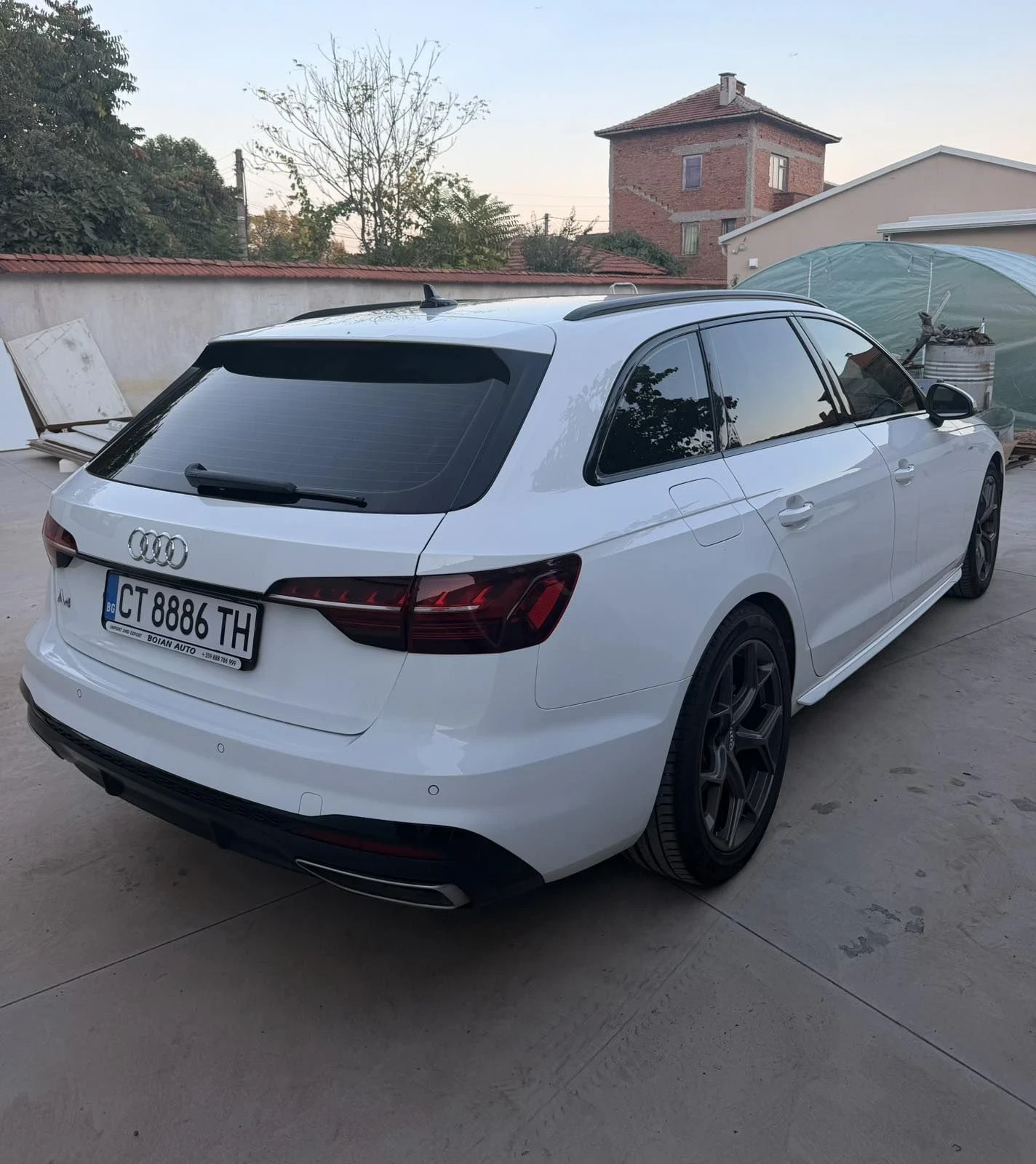 Audi A4 35 TDI Facelift/S-line/Matrix, снимка 5 - Автомобили и джипове - 56485354