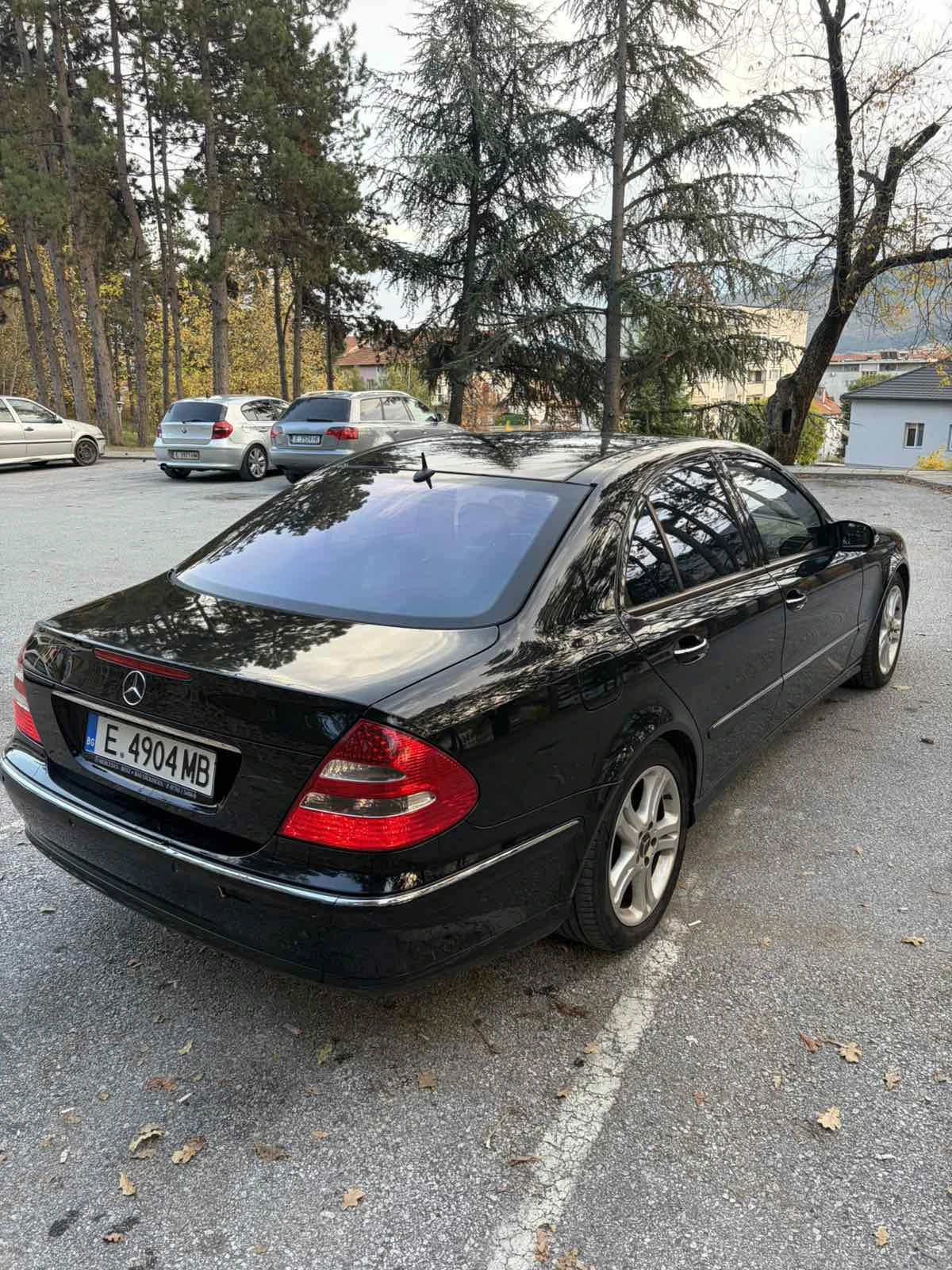 Mercedes-Benz E 320, снимка 2 - Автомобили и джипове - 56523163