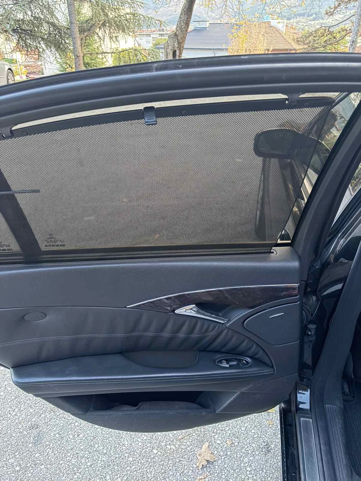 Mercedes-Benz E 320, снимка 5 - Автомобили и джипове - 56523163