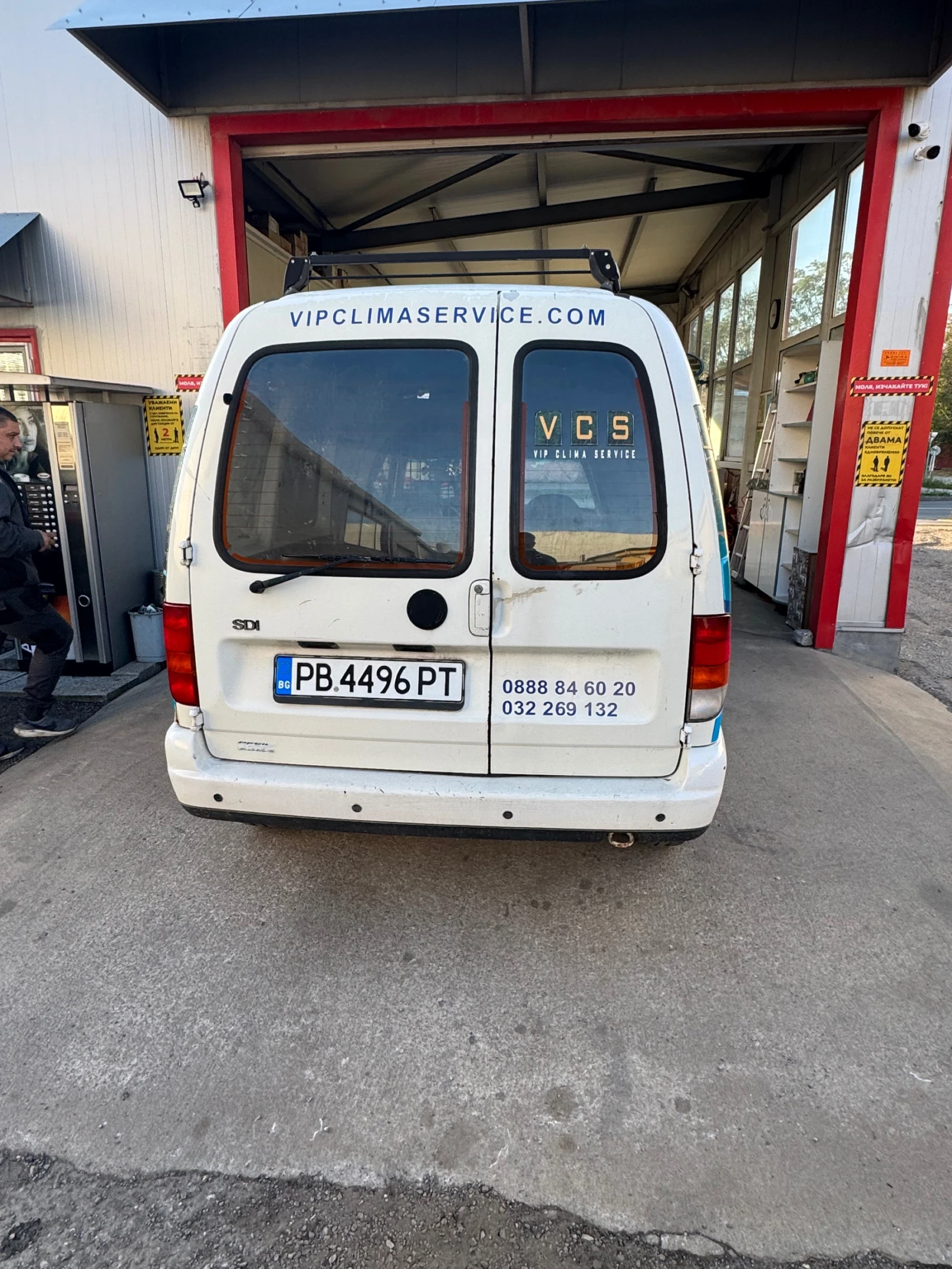 VW Caddy, снимка 5 - Автомобили и джипове - 56575454