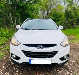 Обява за продажба на Hyundai IX35 Hyundai ix35 2.0 CRDi Premium AWD ~21 800 лв. - изображение 1