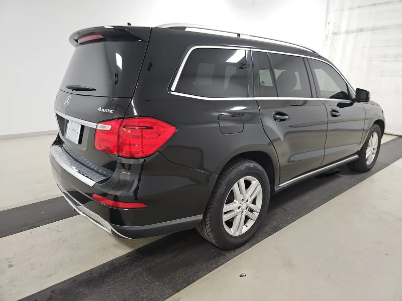 Mercedes-Benz GL DESIGNO PORCELAIN NAPP* PARKING ASSIST, снимка 10 - Автомобили и джипове - 47552196