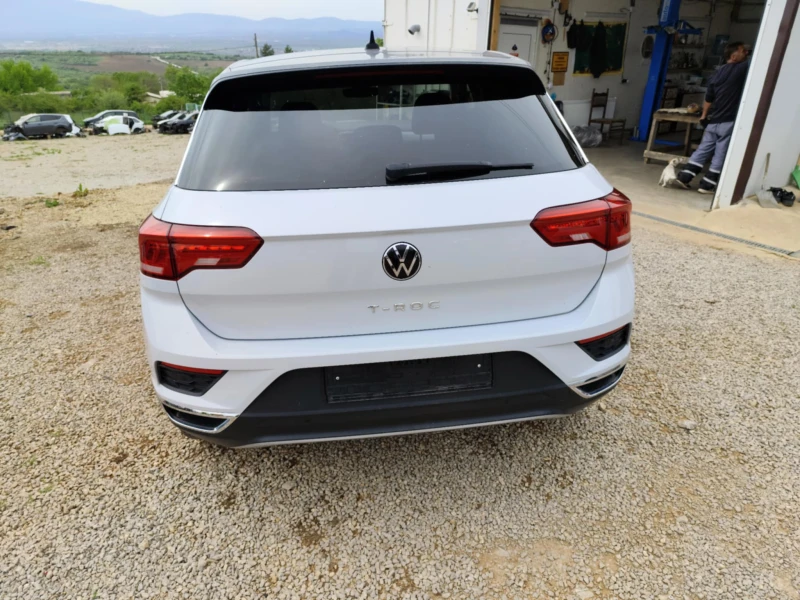 VW T-Roc 1.5, снимка 2 - Автомобили и джипове - 52620690
