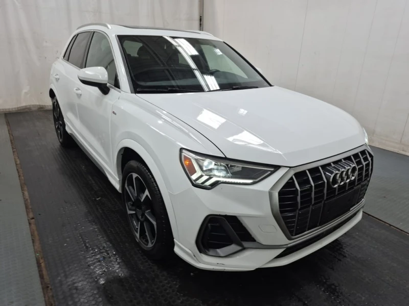 Audi Q3 * PROGRESSIV * CARFAX * БЕЗ ПЪРВОНАЧАЛНА ВНОСКА, снимка 2 - Автомобили и джипове - 53157746