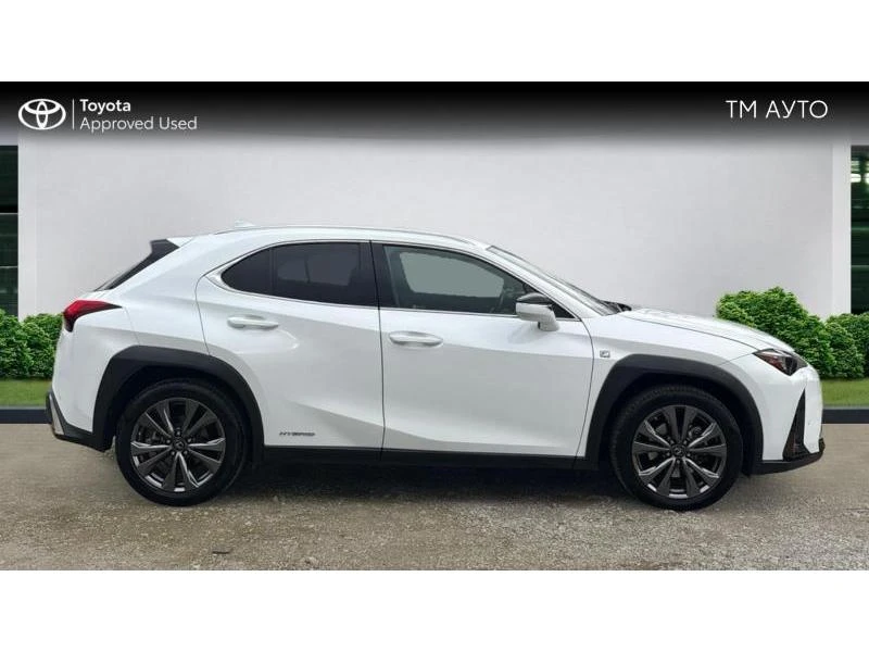 Lexus UX 250h F SPORT E-FOUR, снимка 17 - Автомобили и джипове - 53016402