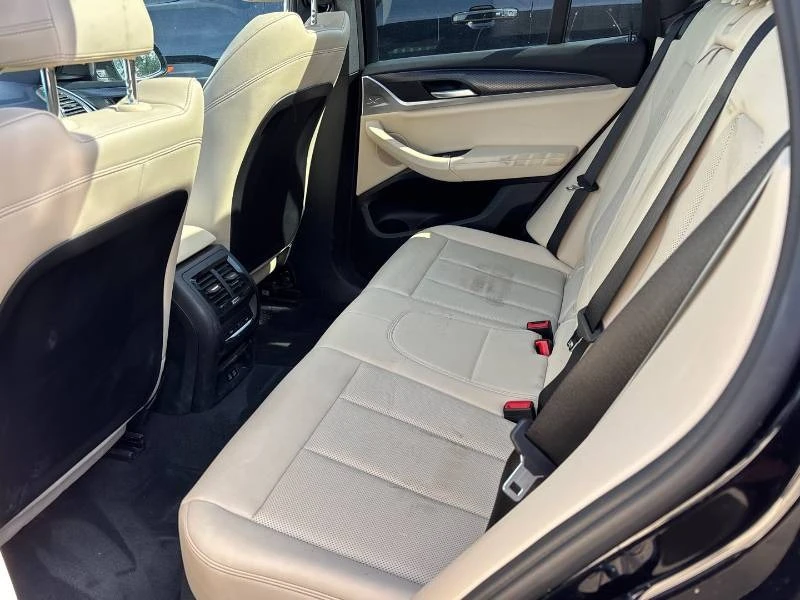 BMW X3 * xDrive30i * CARBON BLACK * PANO * ПОДРЕВ * КАМЕР, снимка 15 - Автомобили и джипове - 54882613