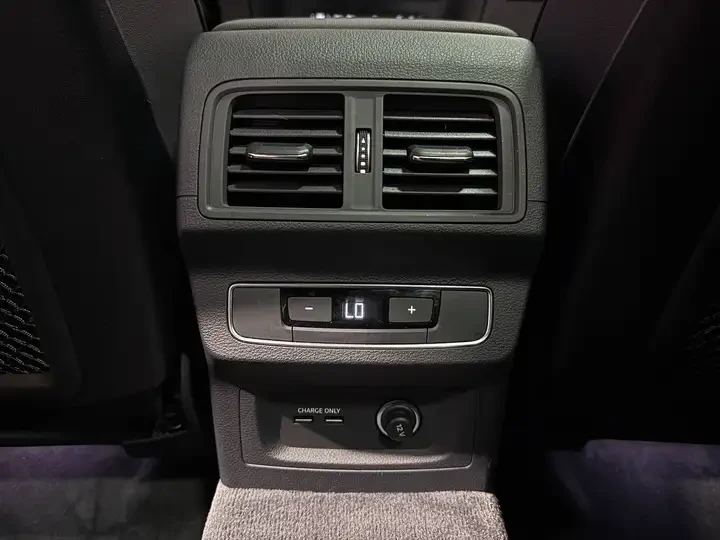 Audi Q5 QUATTRO * S Line Black Pckg * ПАНОРАМА * CARFAX, снимка 16 - Автомобили и джипове - 54998506