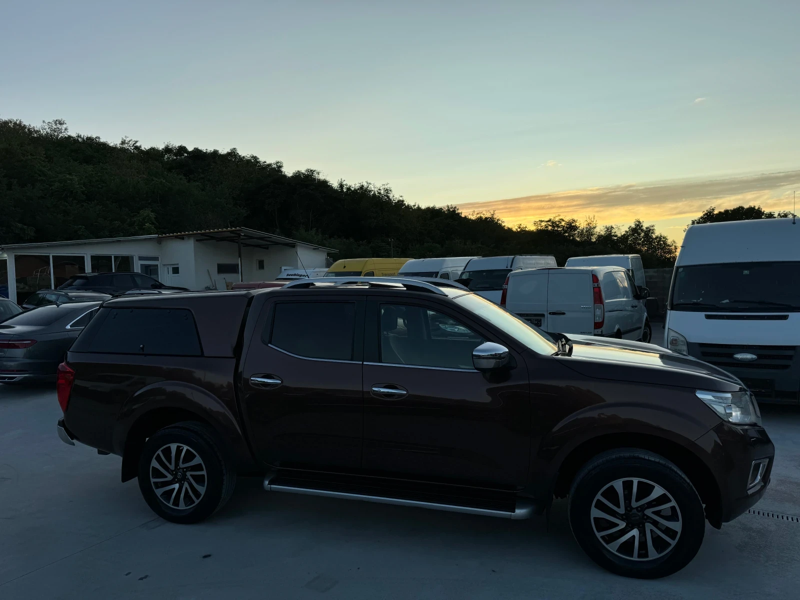 Nissan Navara NP 300 2.3DCI * AUTOMAT* NAVY* 360 КАМЕРИ - изображение 4