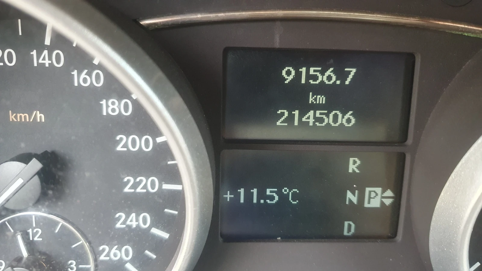 Mercedes-Benz ML 320  | Mobile.bg   11