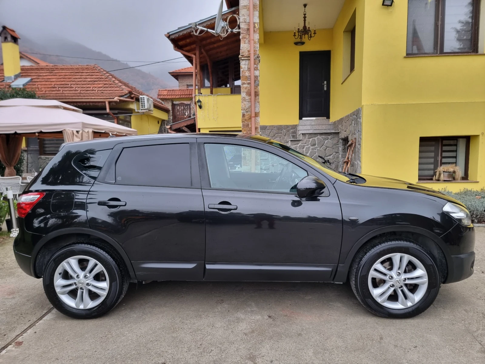 Nissan Qashqai 1.5dci - изображение 3