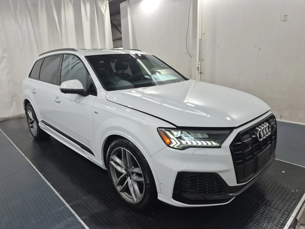 Audi Q7 * TECHNIK * CARFAX * БЕЗ ПЪРВОНАЧАЛНА ВНОСКА - изображение 3