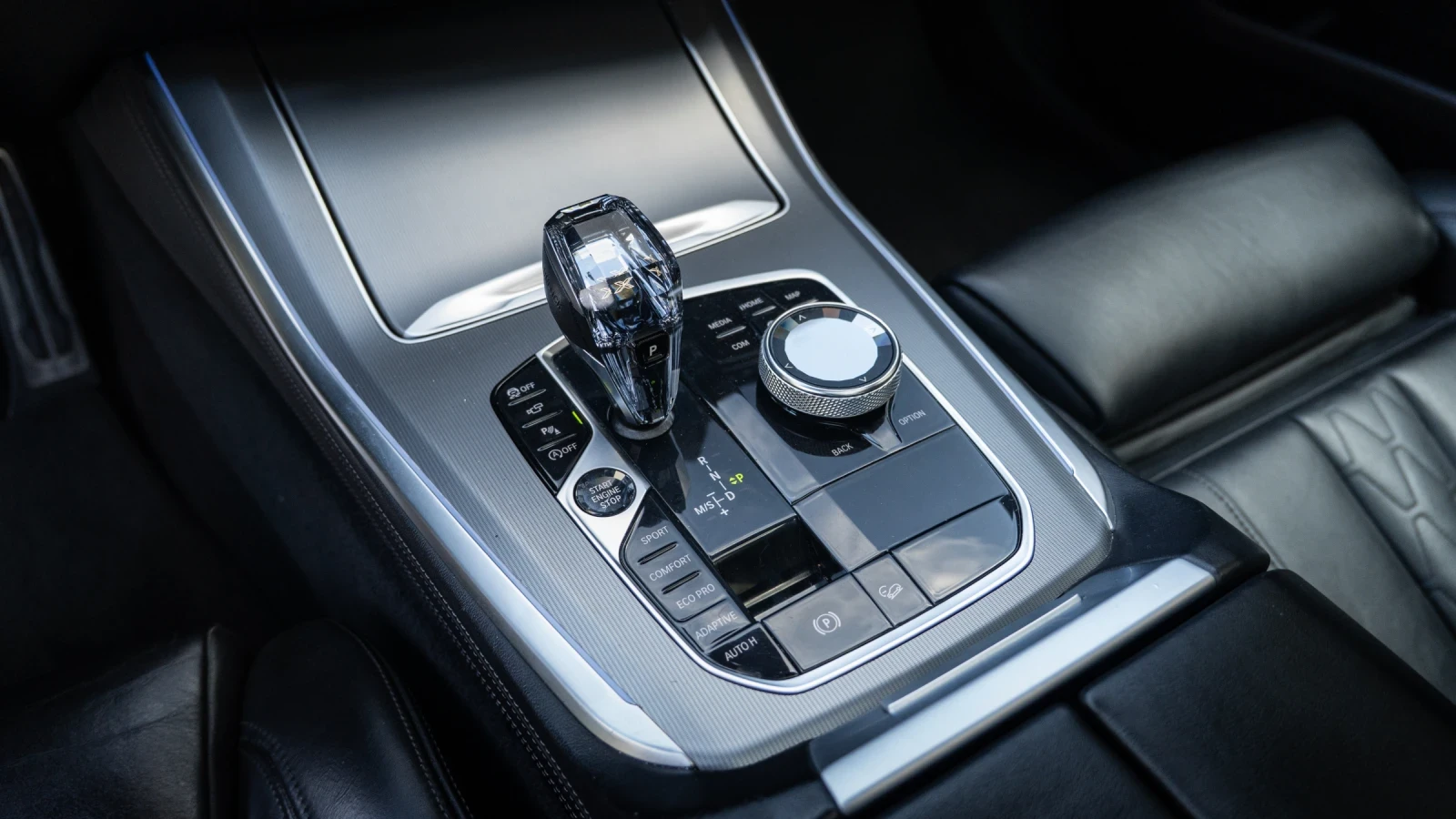 BMW X5 40i М-ПАКЕТ/LAZER/360/Swarovski/Individual - изображение 6