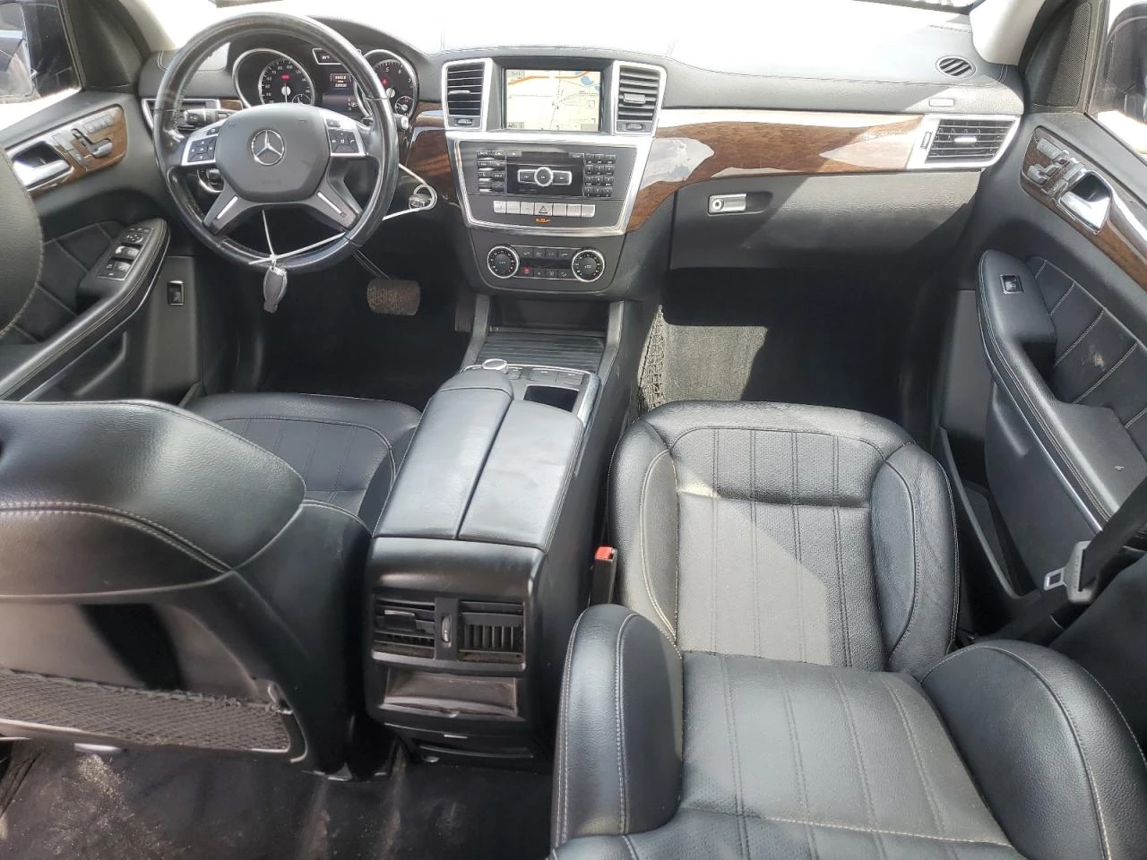 Mercedes-Benz GL 450 4MATIC/6+ 1/HARMAN KARDON/ПЪЛНА СЕРВИЗНА ИСТОРИЯ - изображение 8