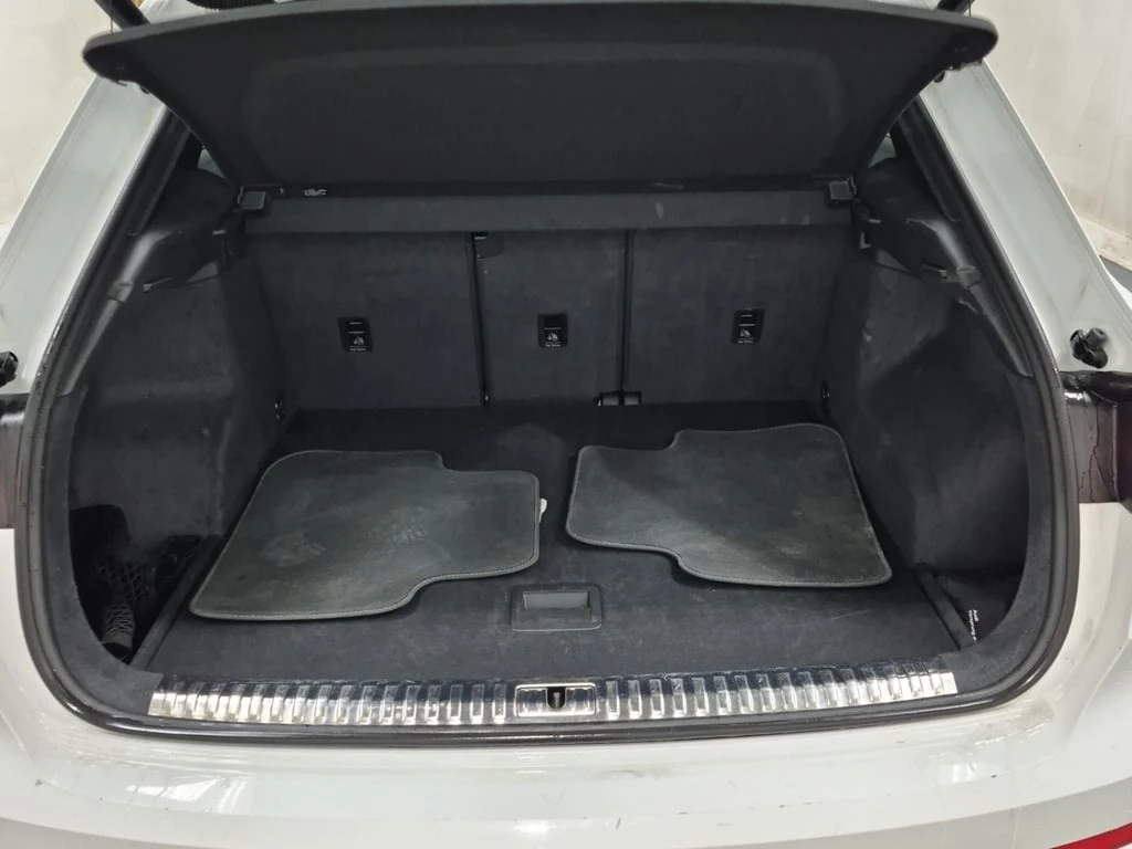 Audi Q3 * PROGRESSIV * CARFAX * ��� ������������ ������ | Mobile.bg � ����������� 17