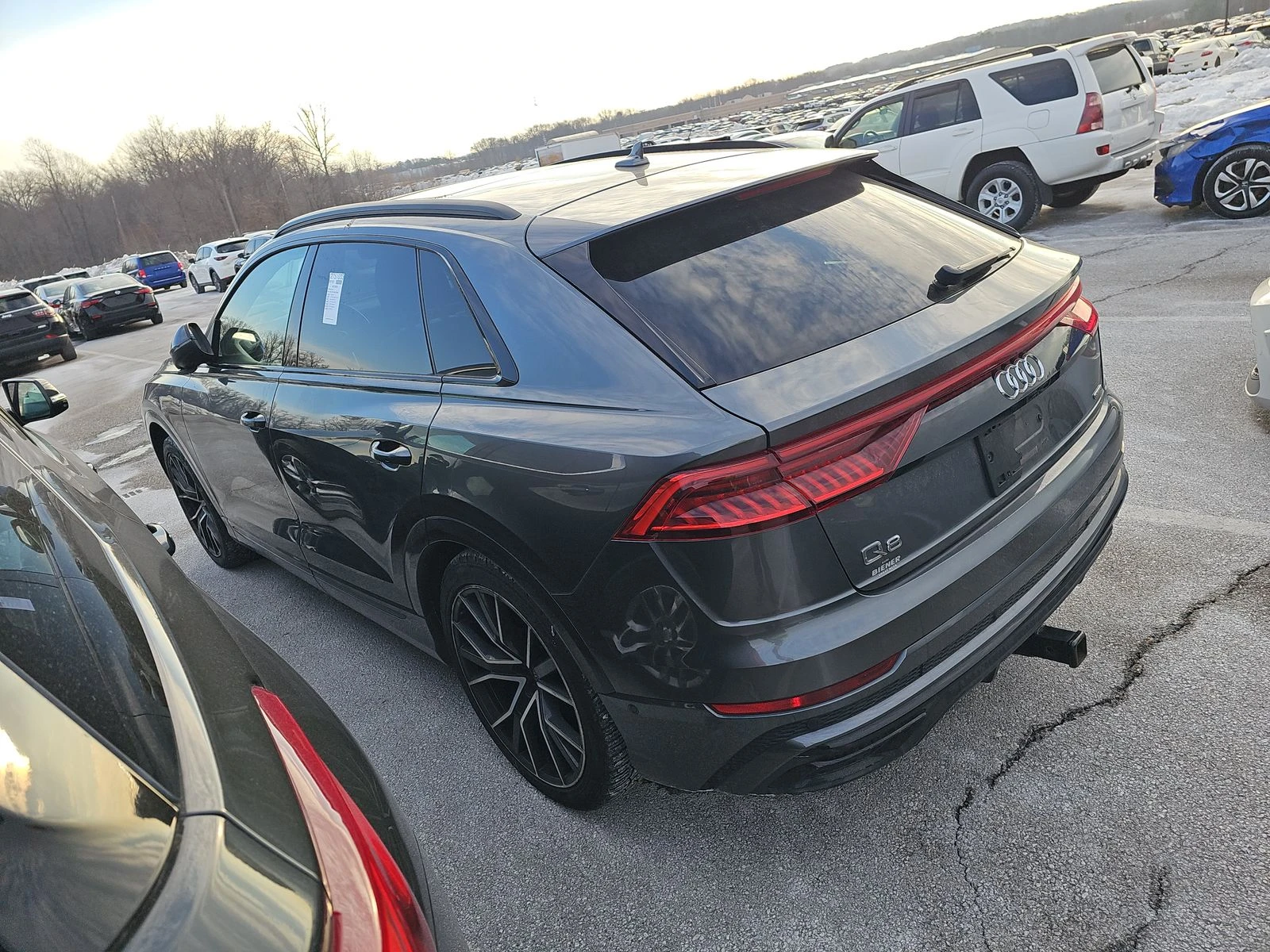 Audi Q8 55TFSI* MATRIX* BANG* OLUFSEN* S* LINE* ОБДУХВАНЕ* - изображение 4