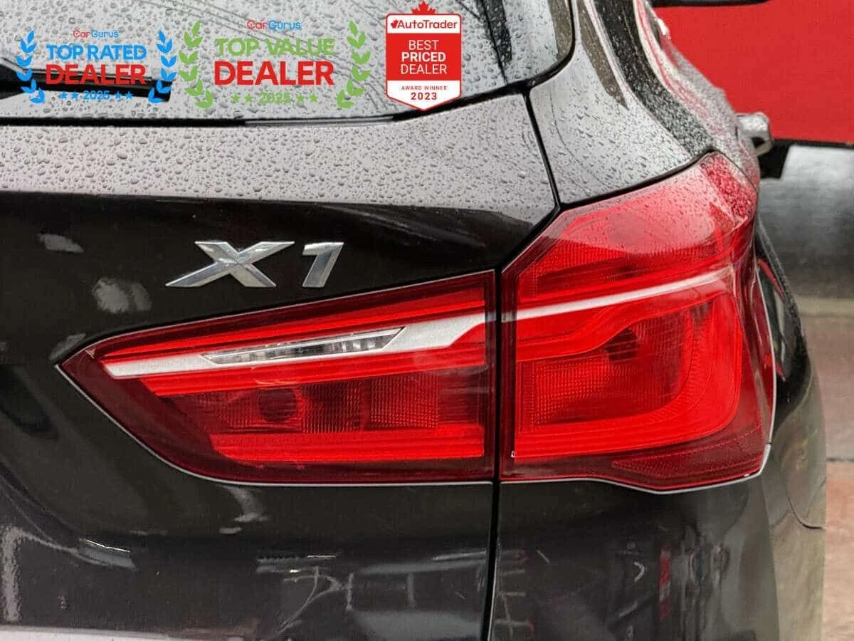 BMW X1 * xDrive28i * ПОДГРЕВИ* ПАНОРАМА* ФИКСИРАНА ЦЕНА , снимка 8 - Автомобили и джипове - 53826986